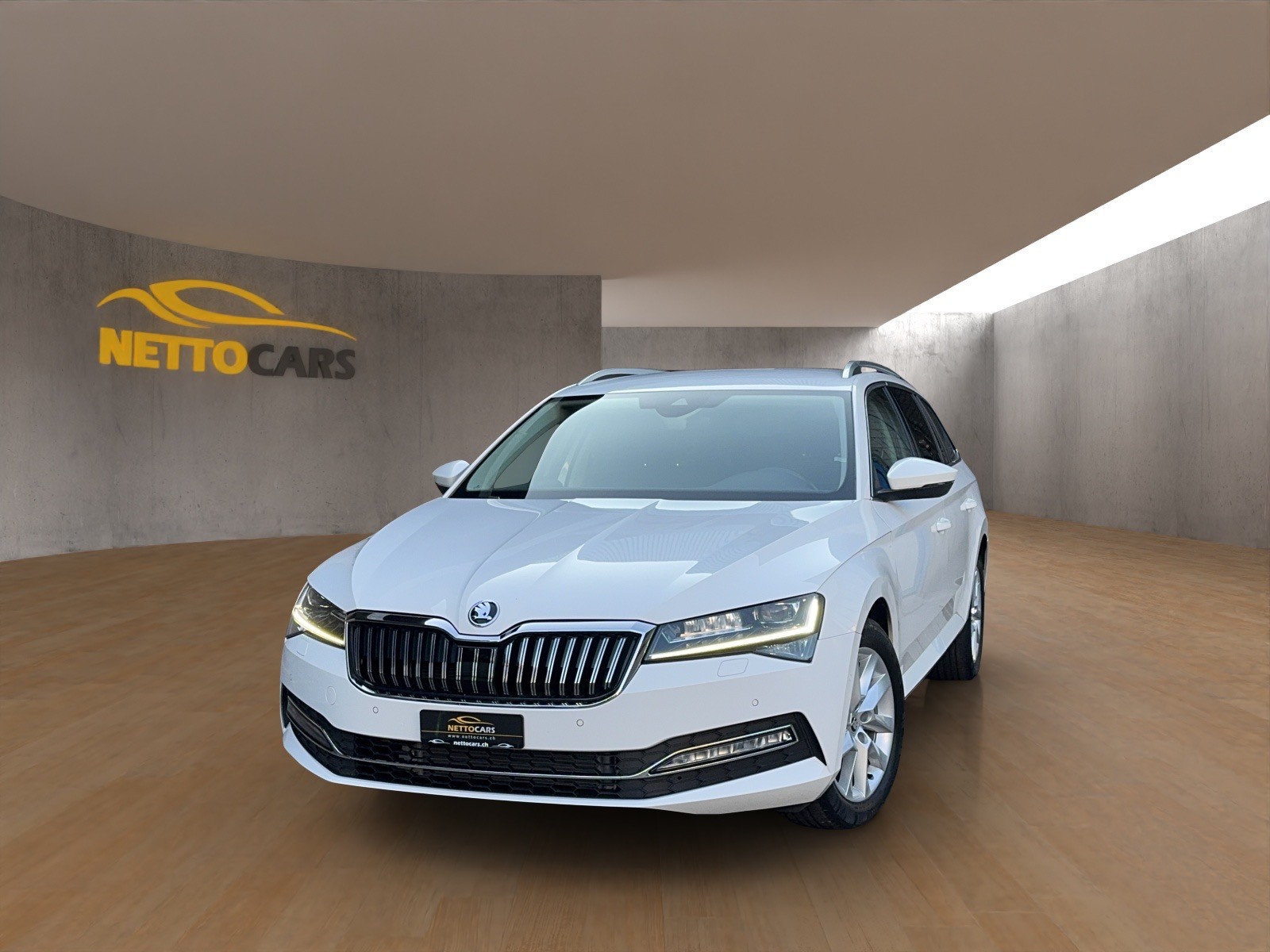 SKODA Superb Combi 2.0 TDi Style DSG