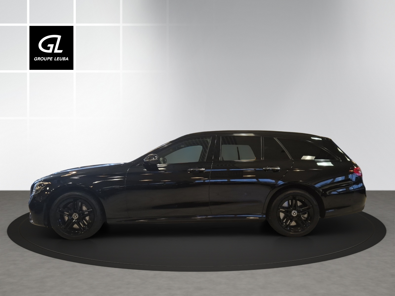 Image MERCEDES-BENZ E-300 E 300 de T 4Matic AMG Line 9G-Tronic