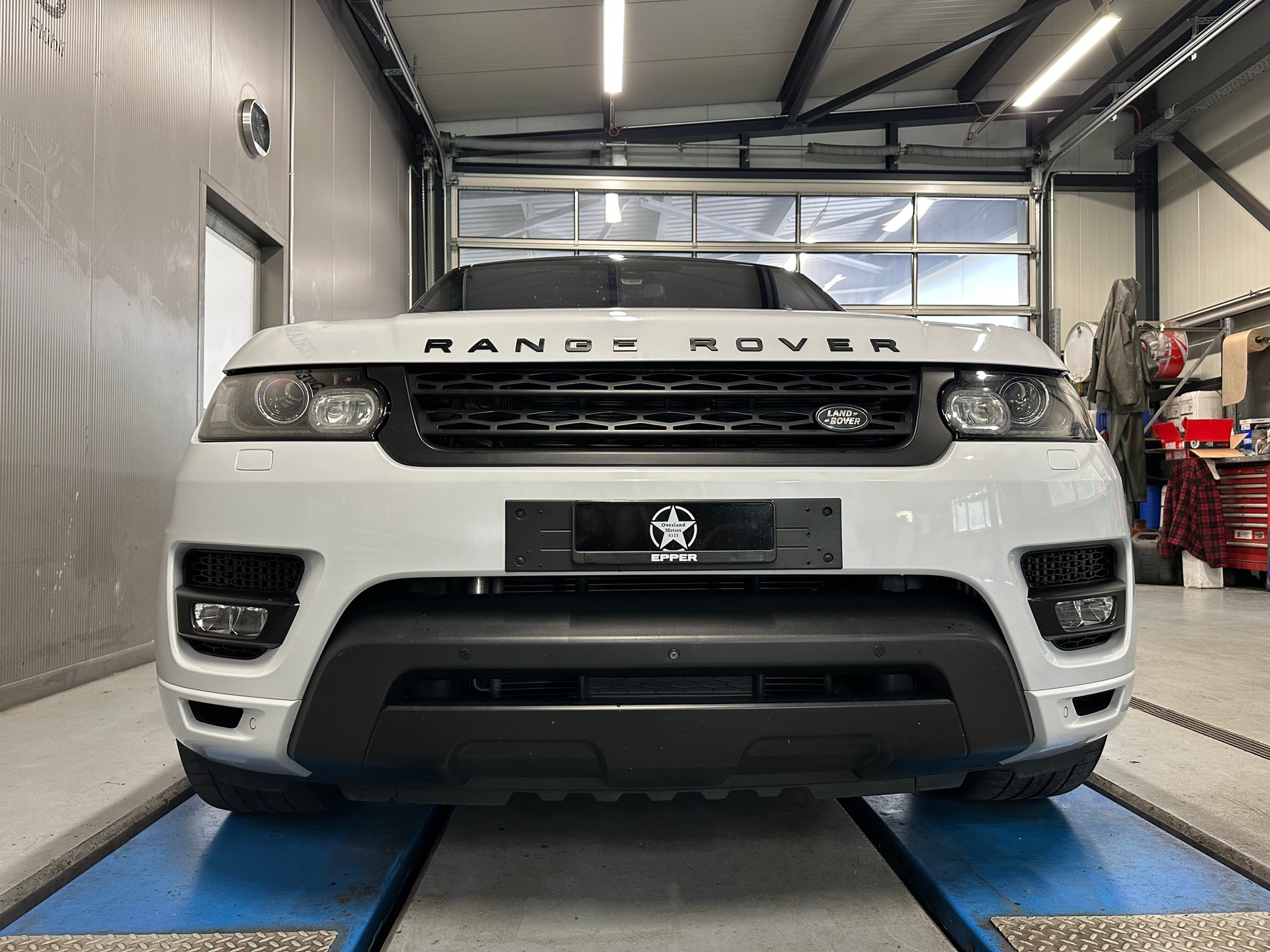 LAND ROVER Range Rover Sport 4.4 SDV8 HSE Dynamic Automatic-image-8