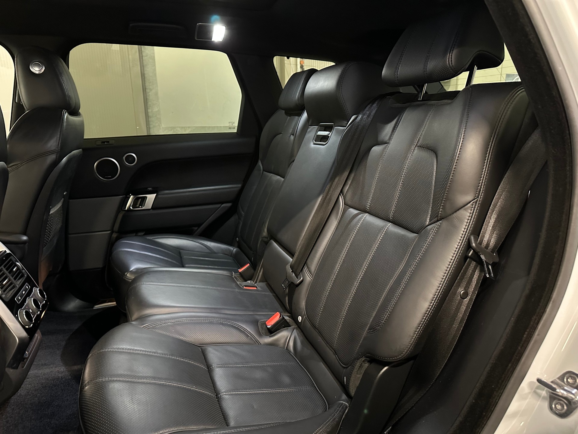 LAND ROVER Range Rover Sport 4.4 SDV8 HSE Dynamic Automatic-image-11