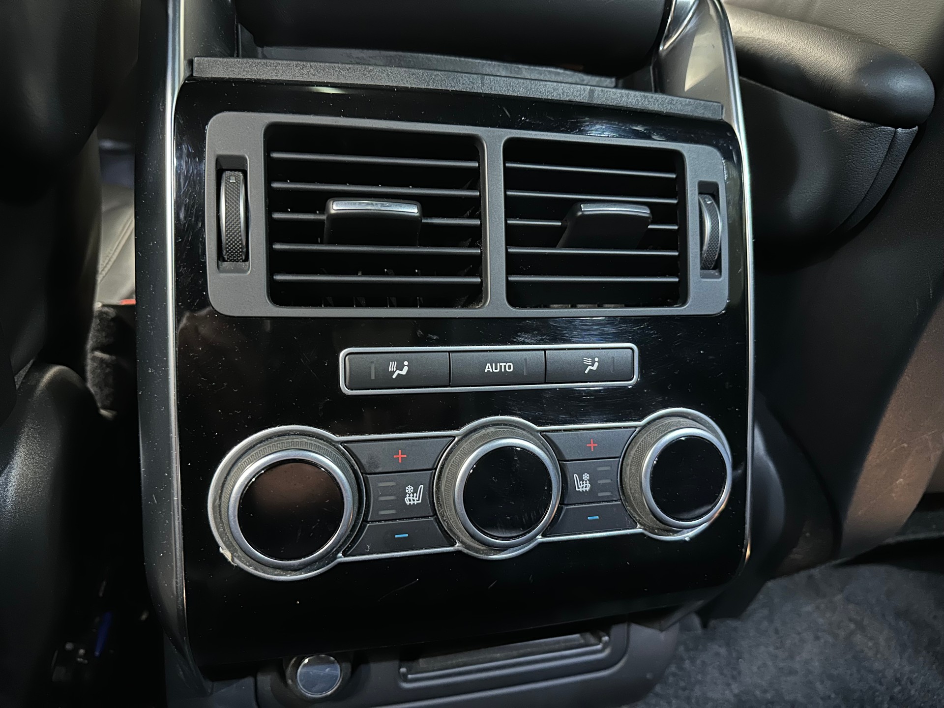 LAND ROVER Range Rover Sport 4.4 SDV8 HSE Dynamic Automatic-image-12
