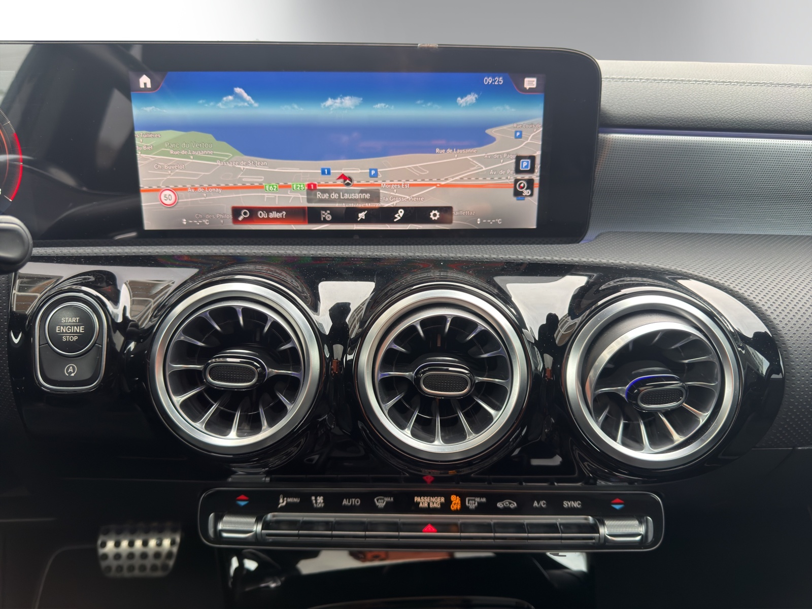 Image MERCEDES-BENZ A-200 A 200 AMG Line 4Matic