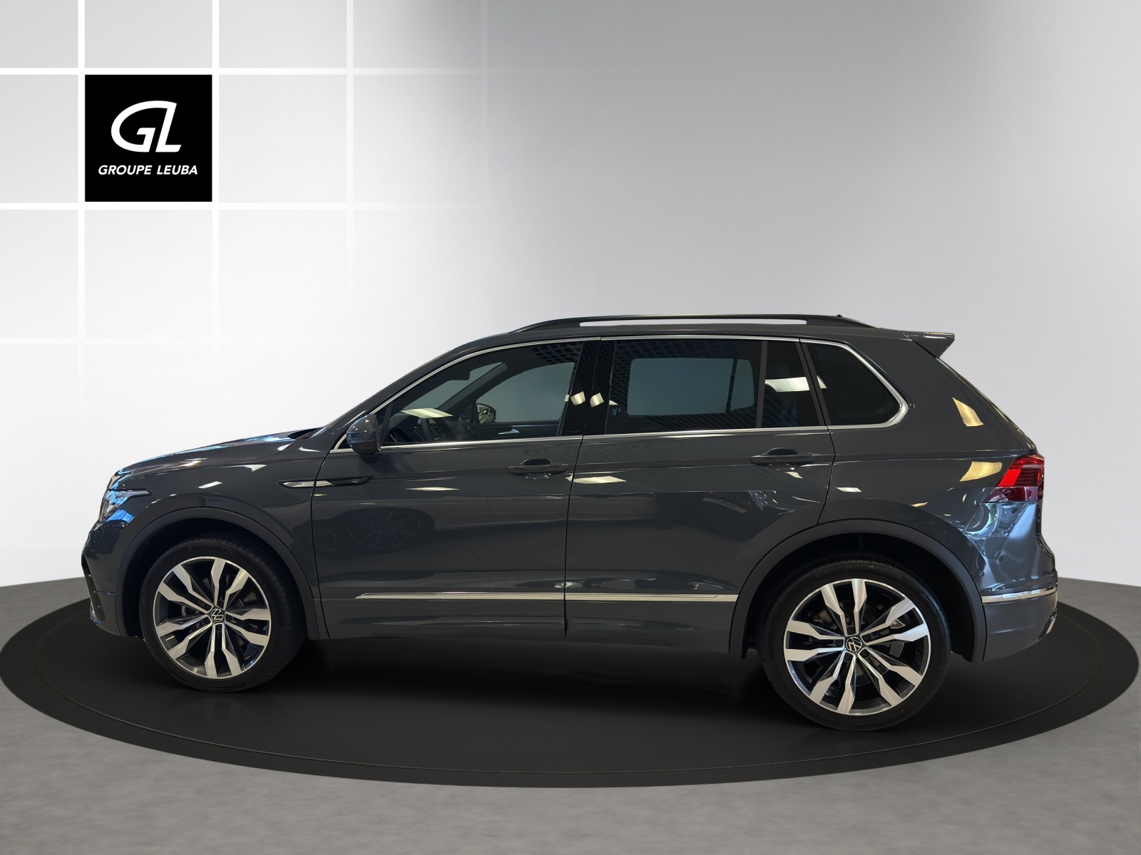 VW Tiguan 2.0TSI R-Line 4M-showroom-element-2