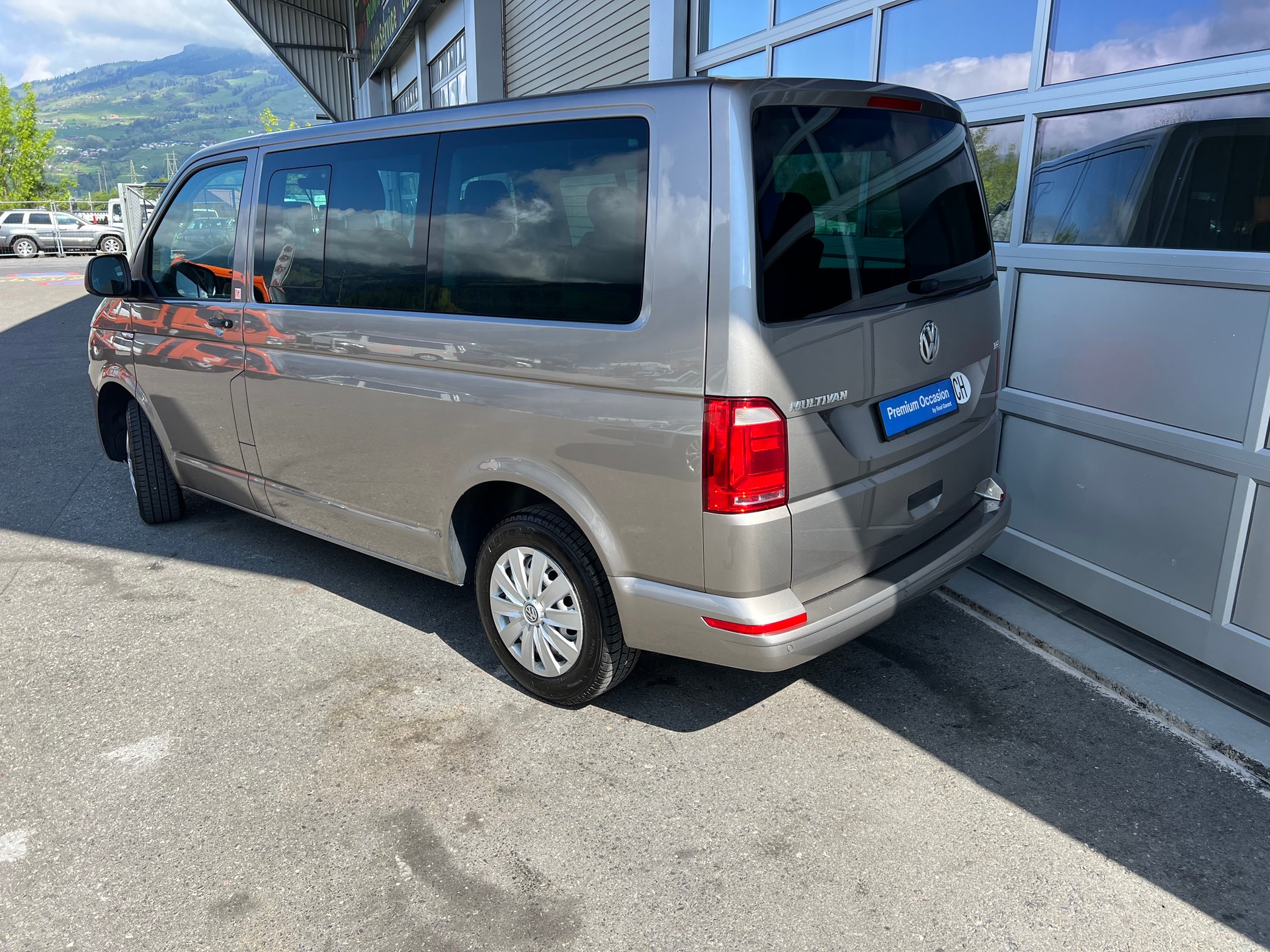 VW T6 Multivan 2.0 TDI Liberty *** 7 Sitze *-showroom-element-2