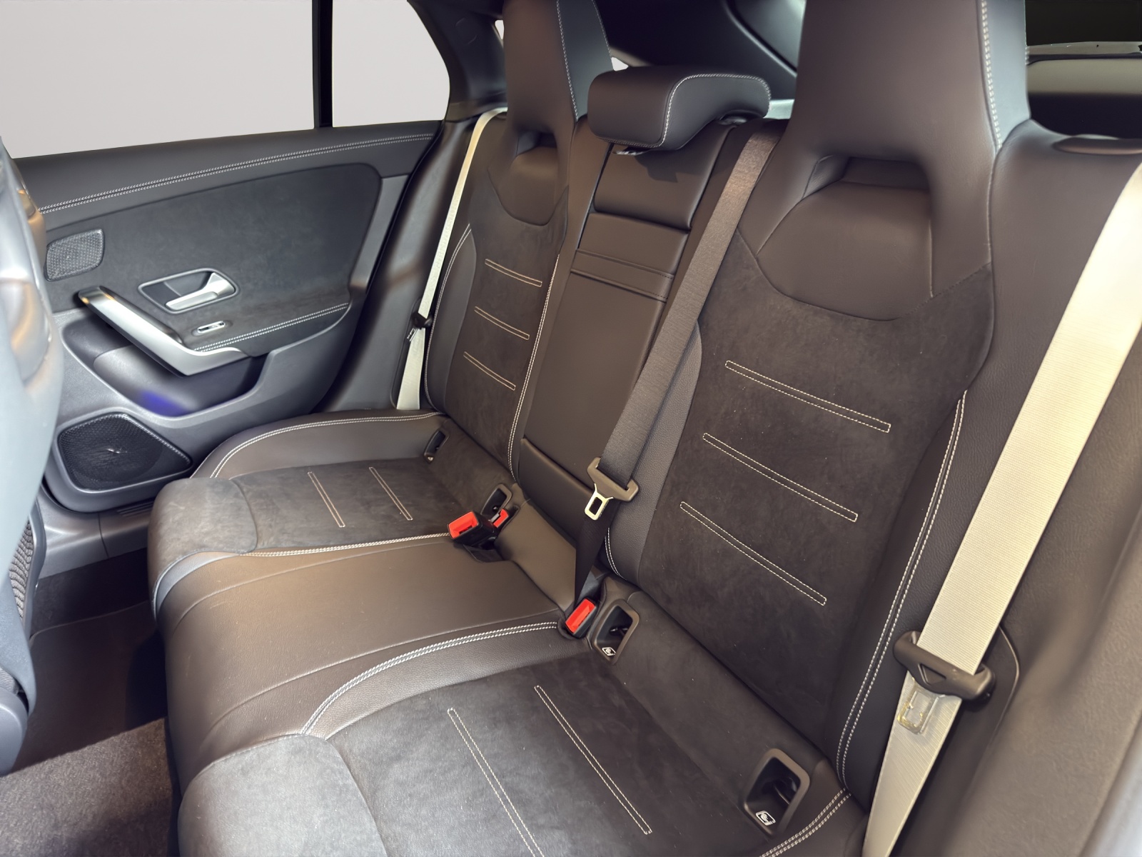 Image MERCEDES-BENZ CLA-250 CLA Shooting Brake 250 4Matic 8G-DCT