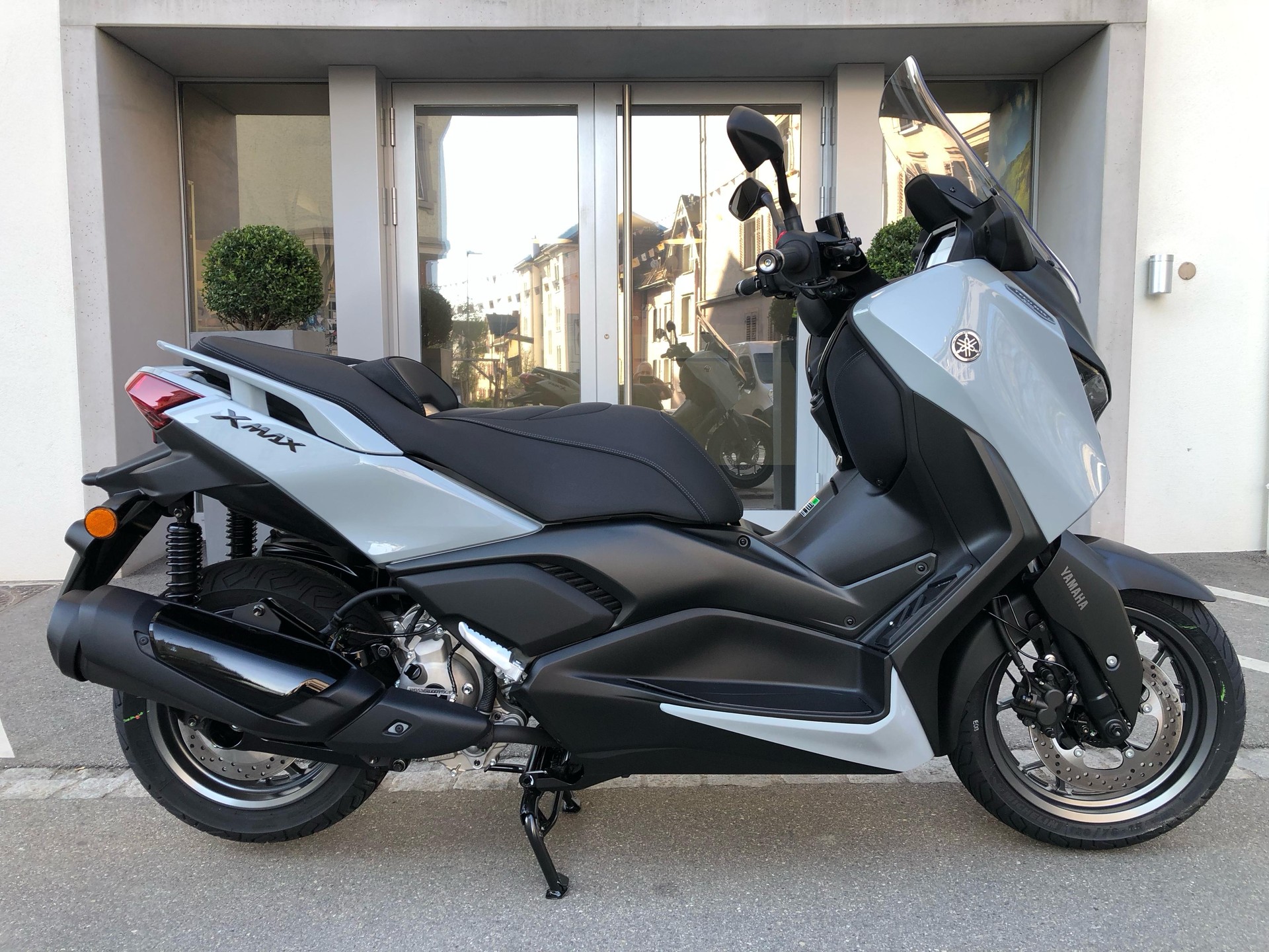 Motorcycle Yamaha T Max 125 Usato Yamaha Tmax Yamaha X Max 125