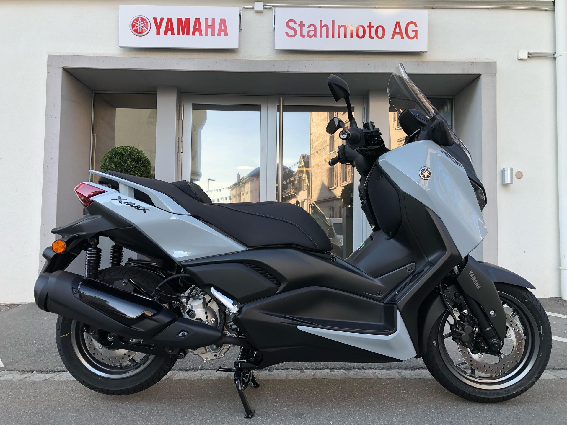 HOT Xmax 300 X Max 125 Usato Scooter 125 Genova X Max 125