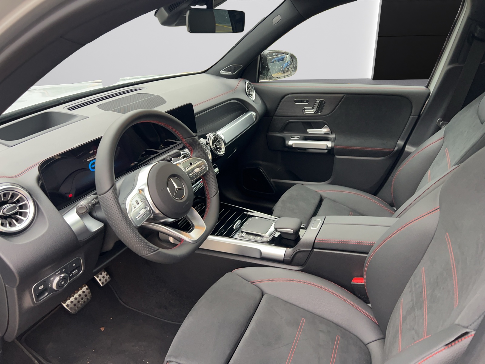 Image MERCEDES-BENZ EQB-350 EQB 350 66,5 kWh 4Matic Swiss Star