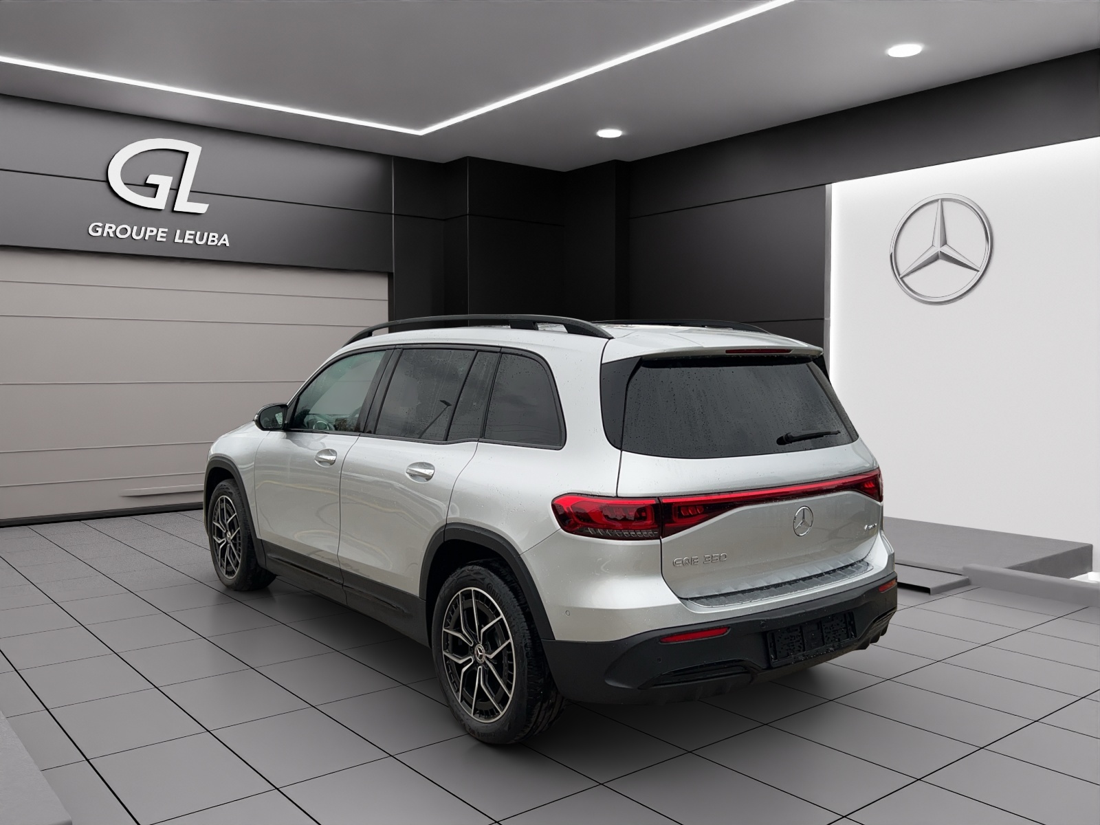 Image MERCEDES-BENZ EQB-350 EQB 350 66,5 kWh 4Matic Swiss Star