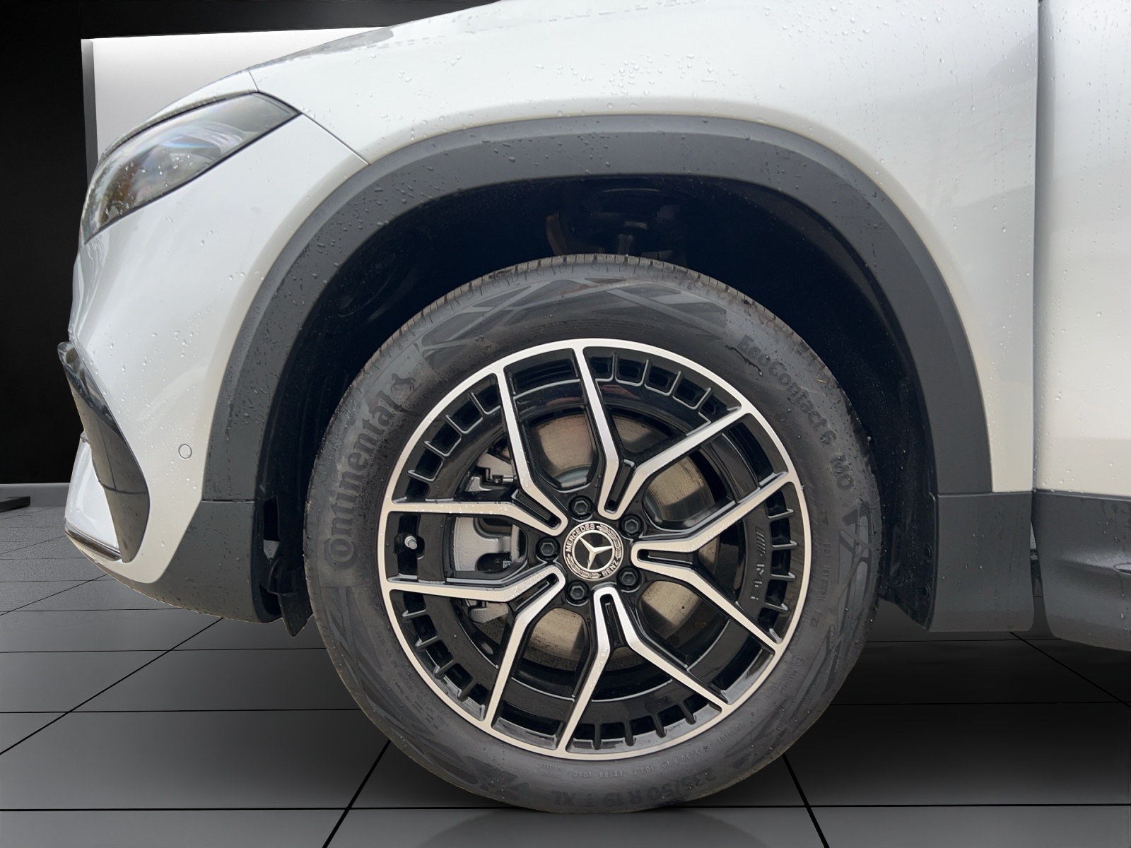 Image MERCEDES-BENZ EQB-350 EQB 350 66,5 kWh 4Matic Swiss Star