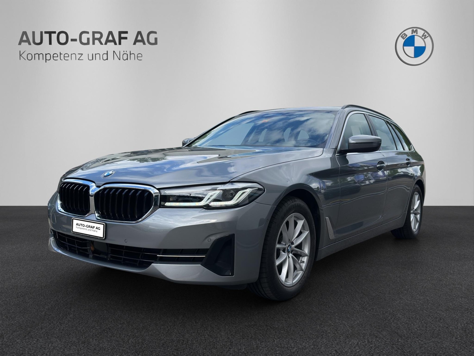 BMW 520d xDrive 48V Touring