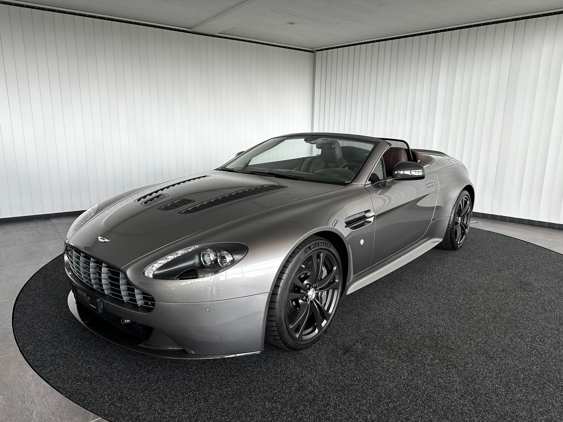 ASTON MARTIN V12 Vantage 5.9 Nr. 77 of 101