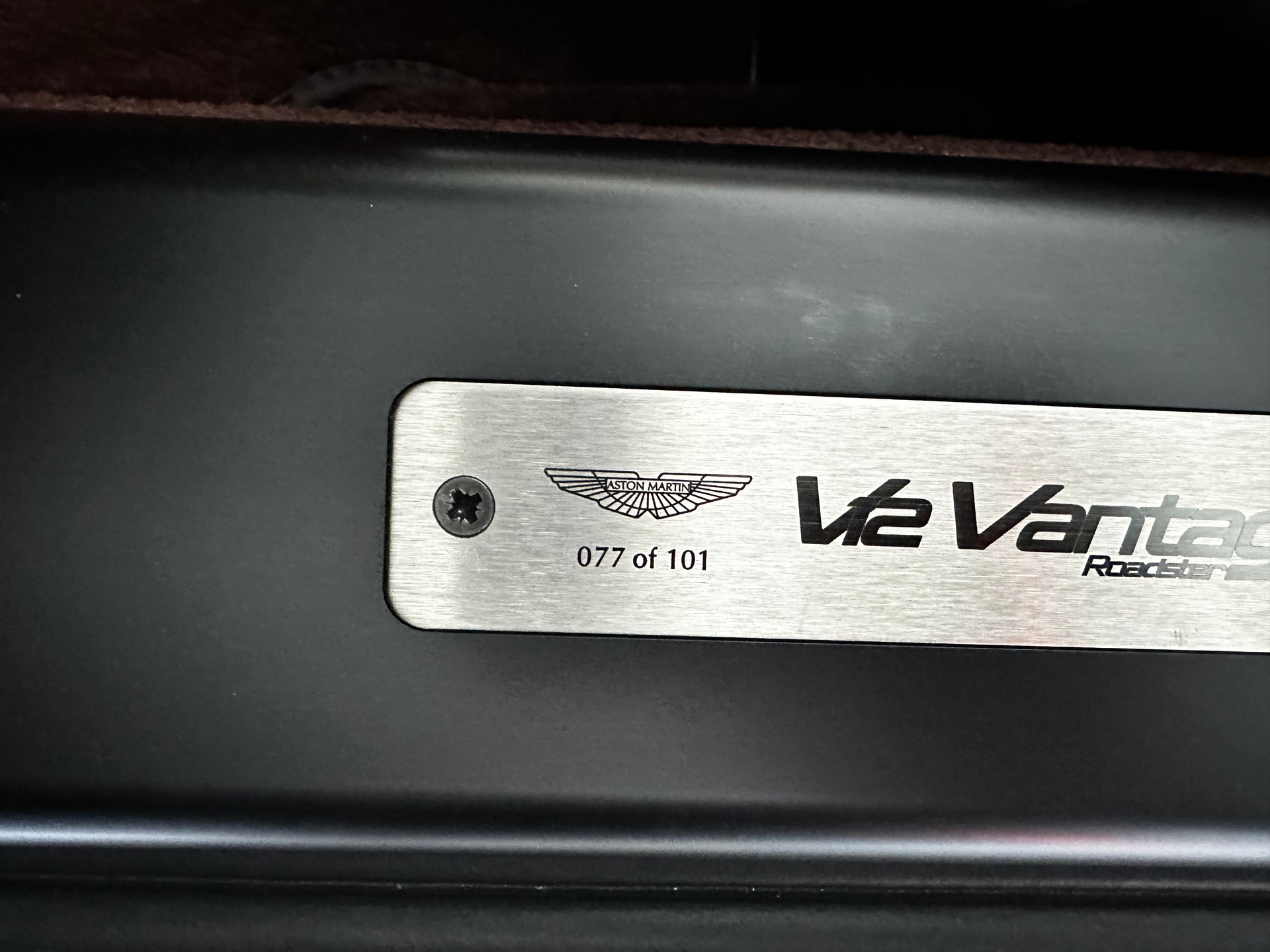 ASTON MARTIN V12 Vantage 5.9 Nr. 77 of 101-image-7