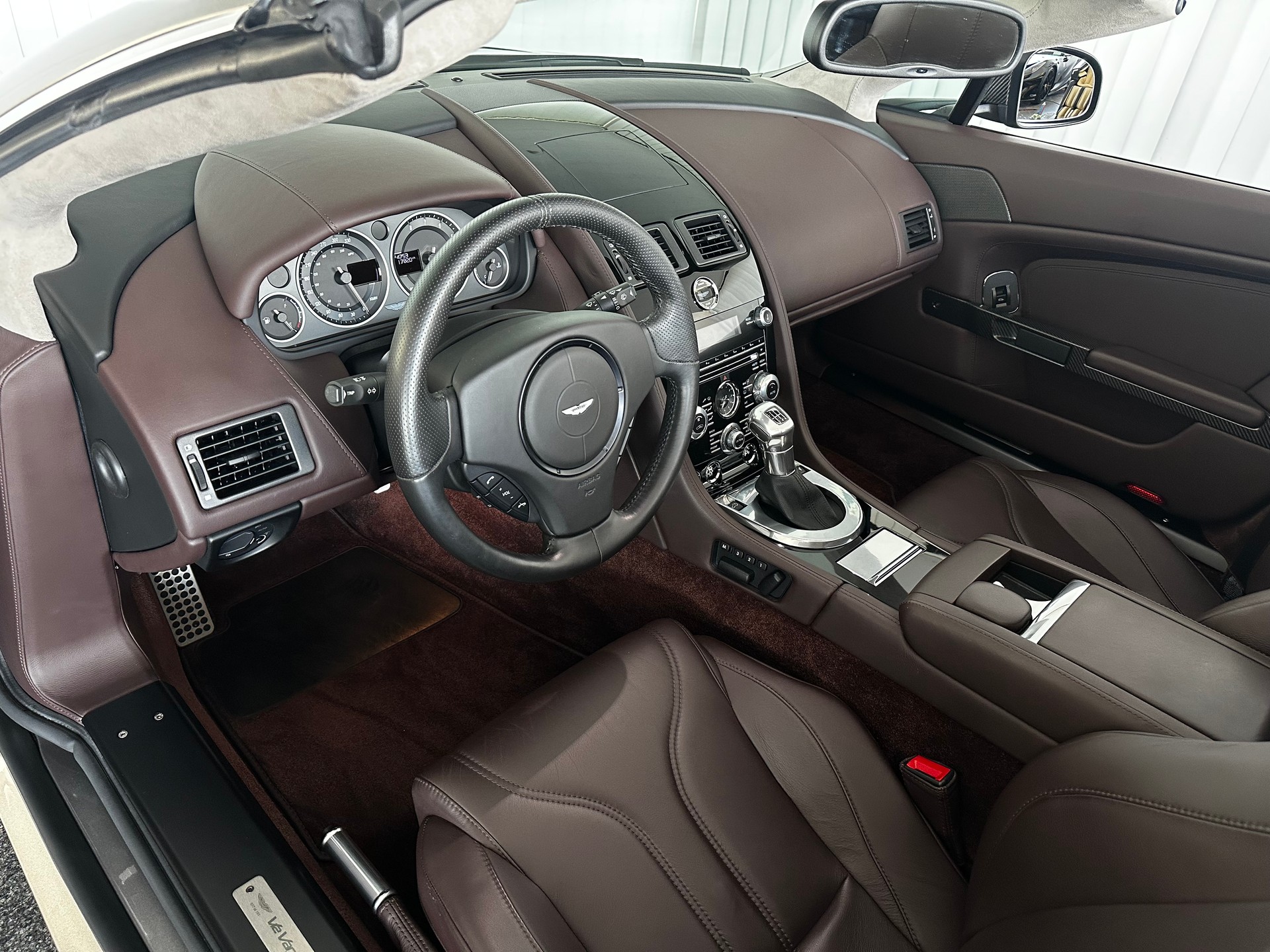 ASTON MARTIN V12 Vantage 5.9 Nr. 77 of 101-image-15