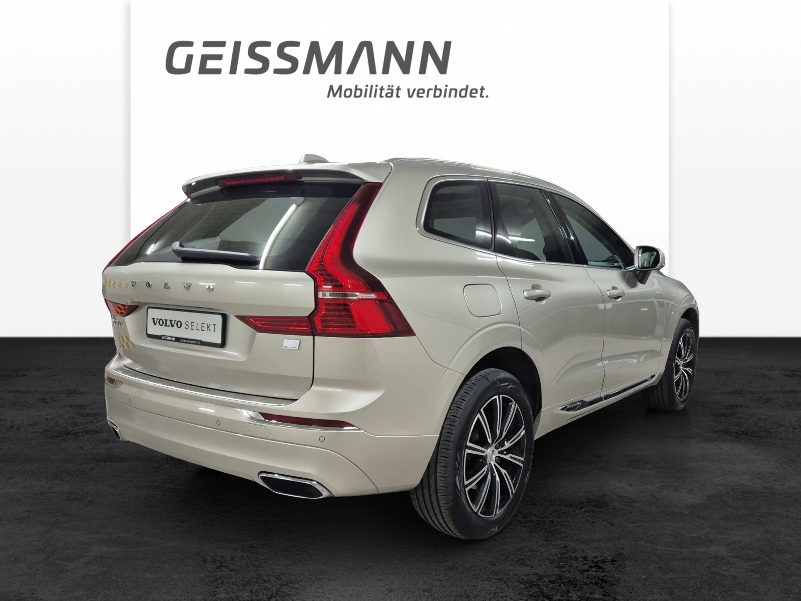 VOLVO XC60 2.0 T6 TE Inscription eAWD-image-5