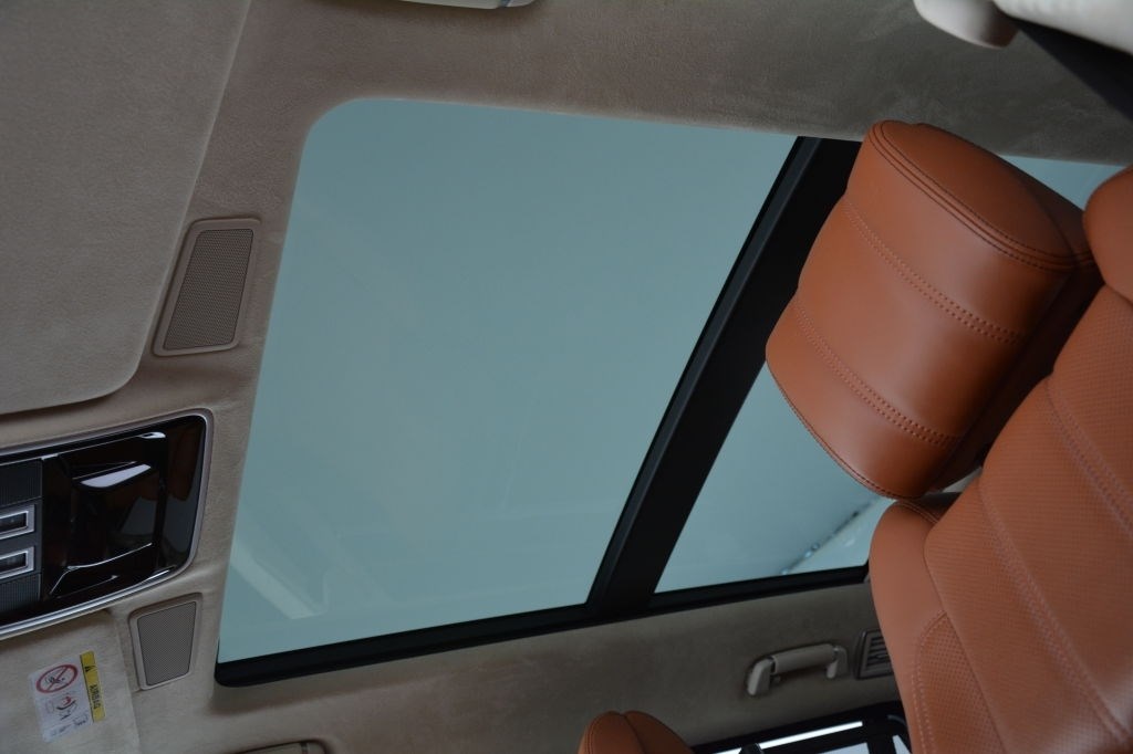 LAND ROVER Range Rover LWB 5.0 SC Autobiography-image-11