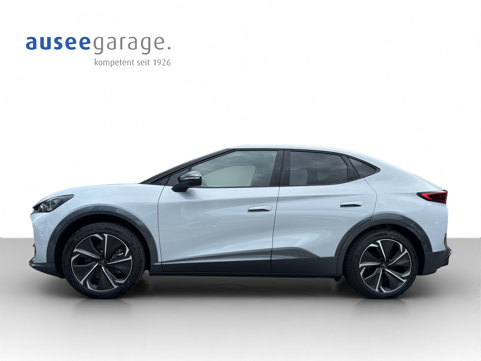 CUPRA Tavascan Type 4 77 kWh Inicio-showroom-element-1