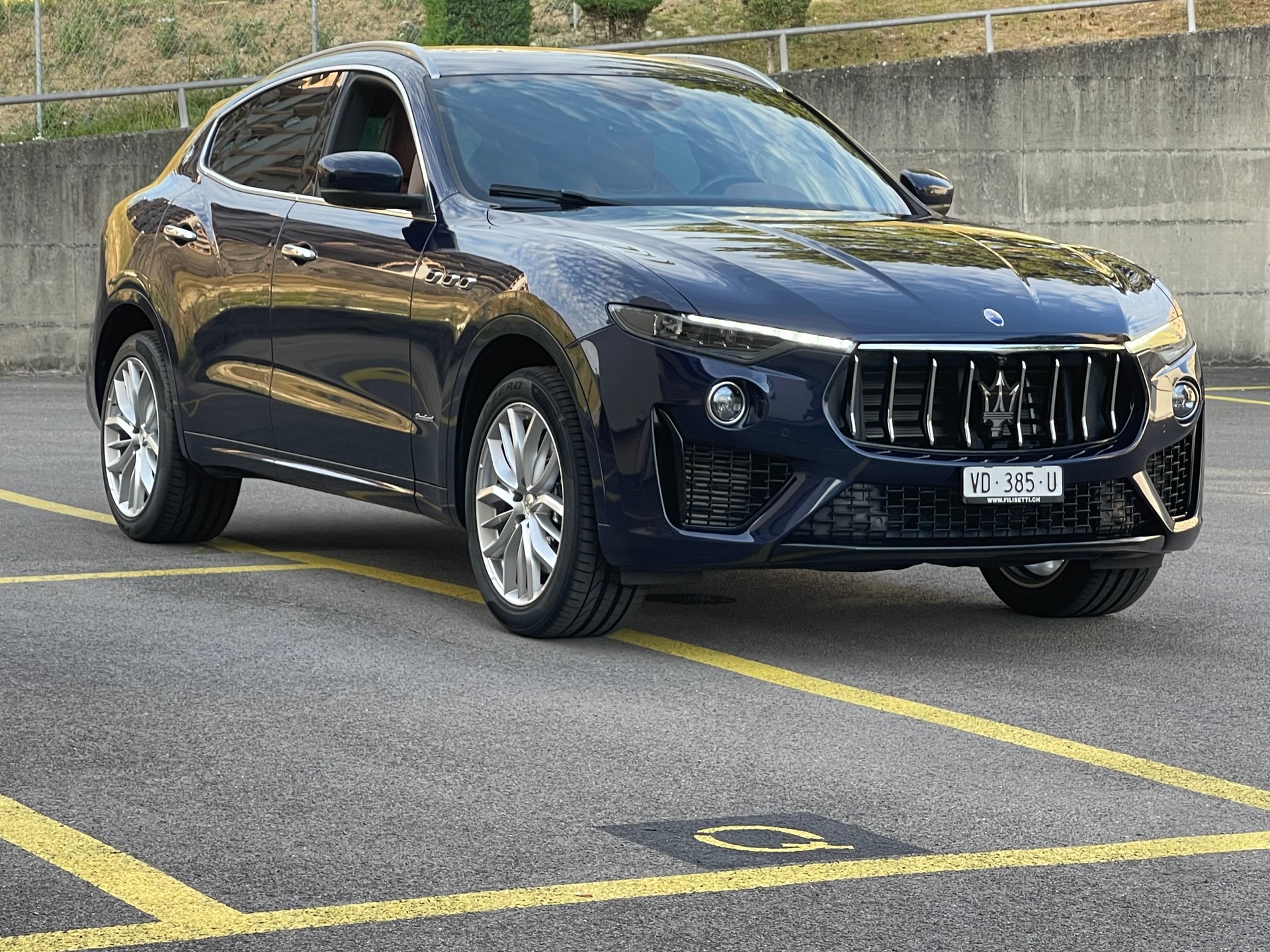 MASERATI Levante 3.0 V6 Gransport Automatica-showroom-element-2