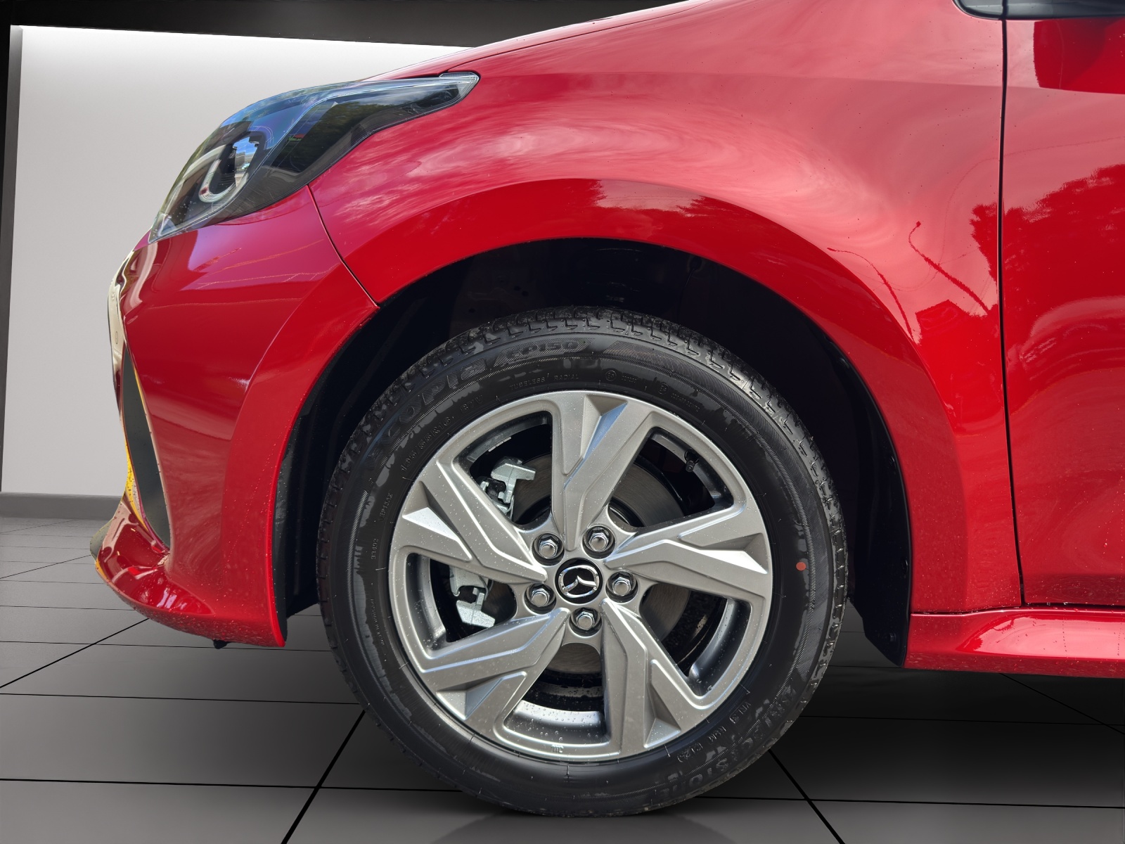 Image MAZDA 2 2 Hybrid Centre-line