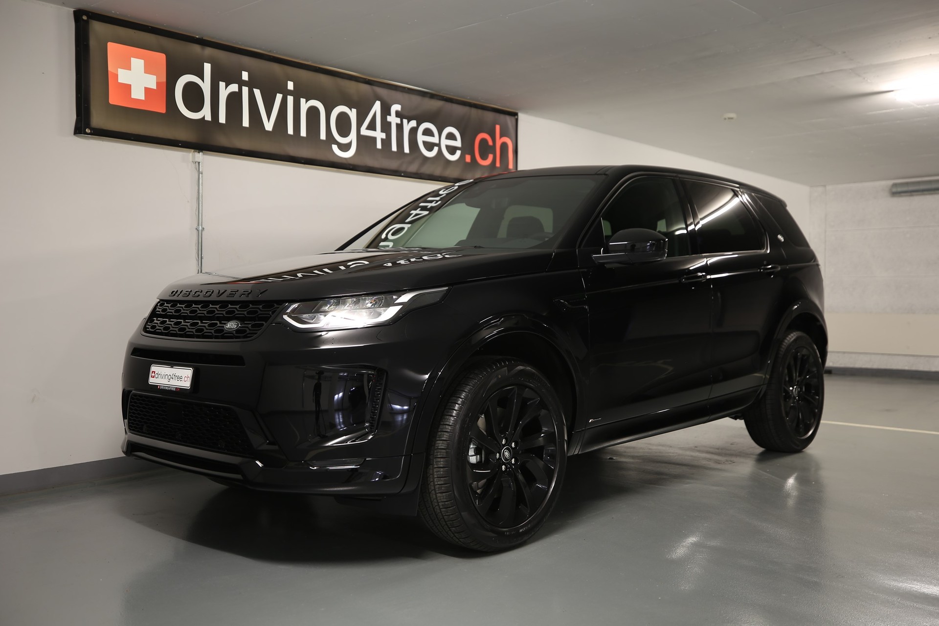 LAND ROVER Discovery Sport R Dyn P250 2.0 Si4 MHEV S AT9-image-0