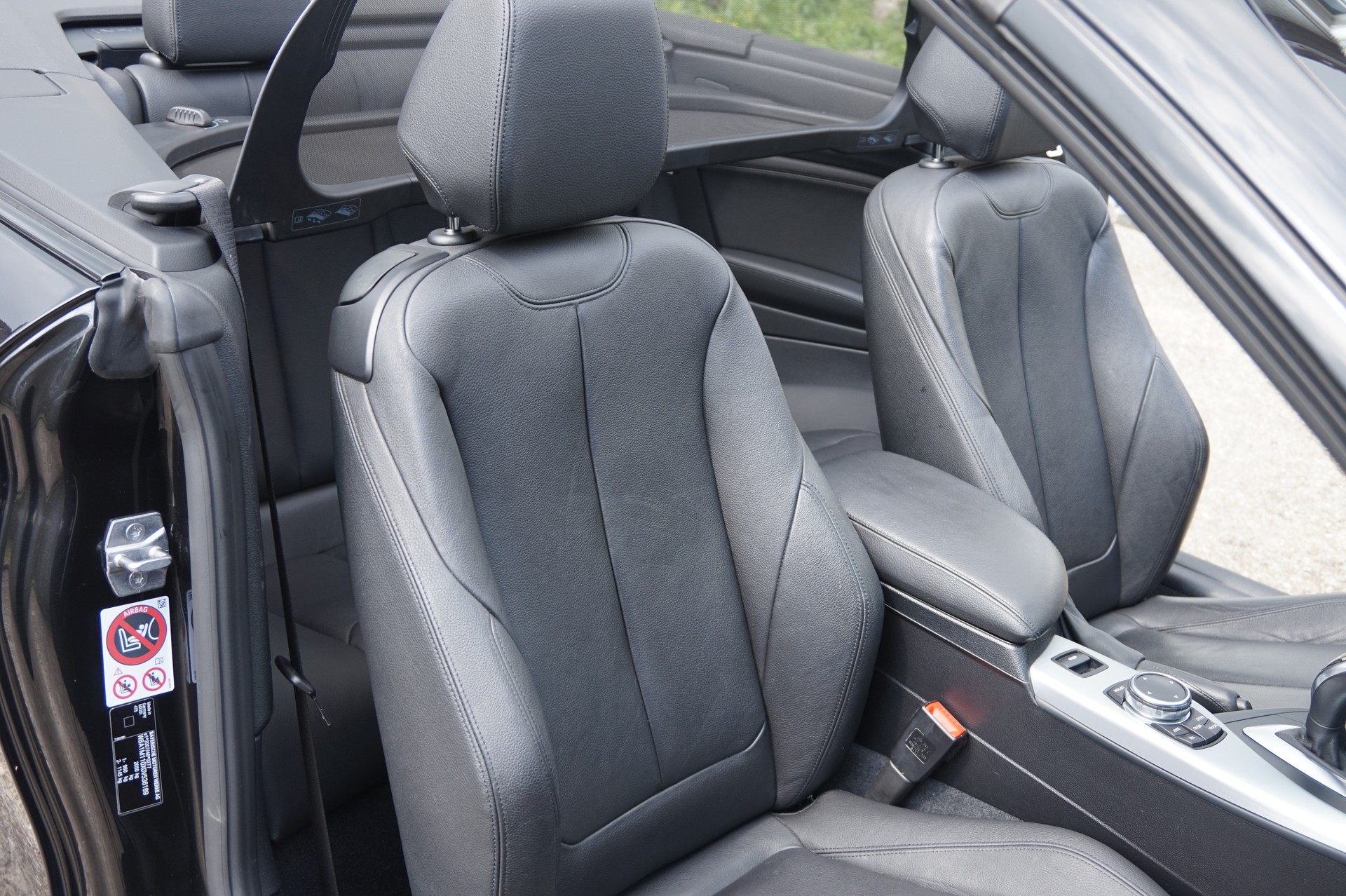BMW M235i Steptronic-image-9