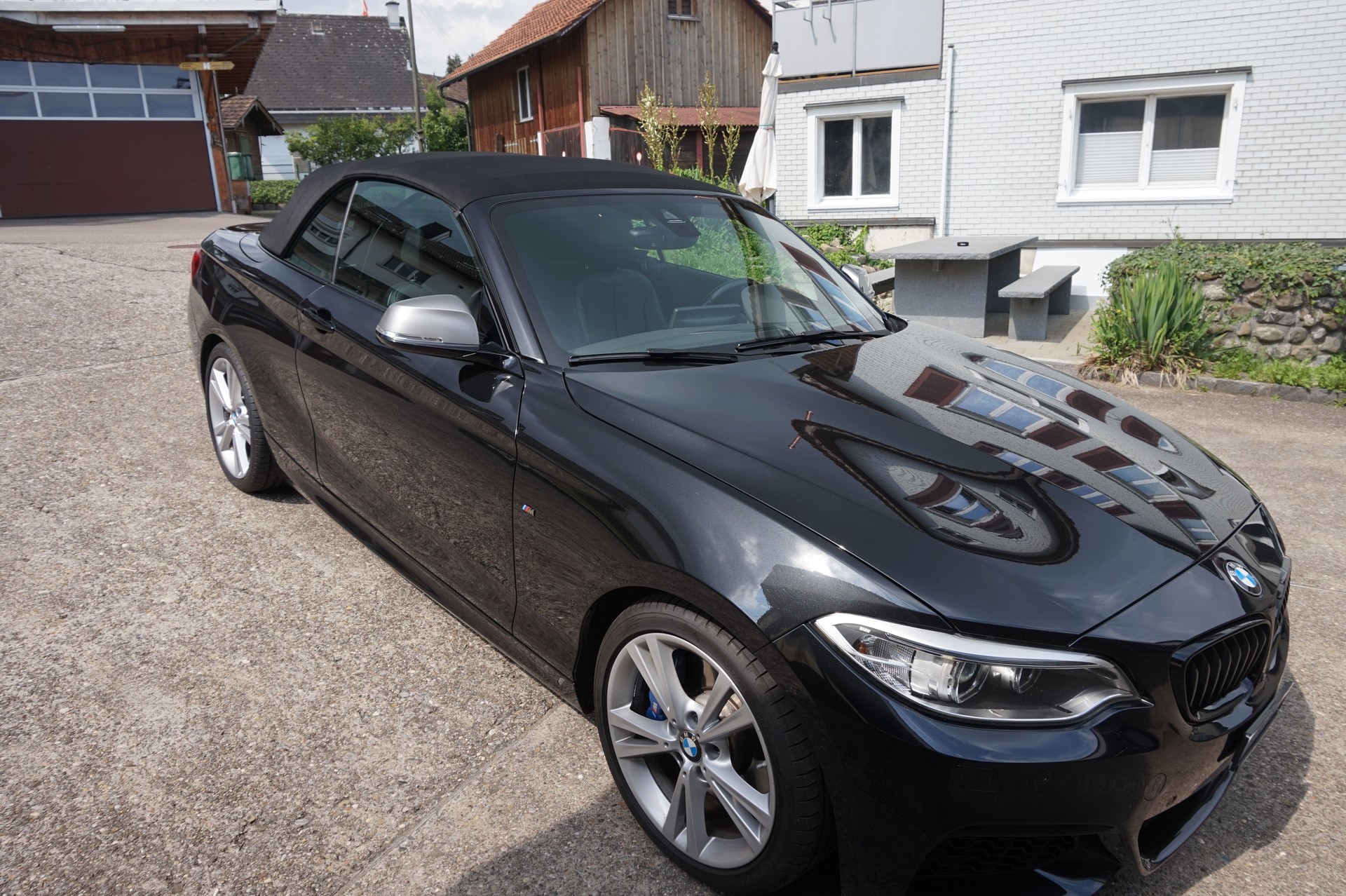 BMW M235i Steptronic-image-4