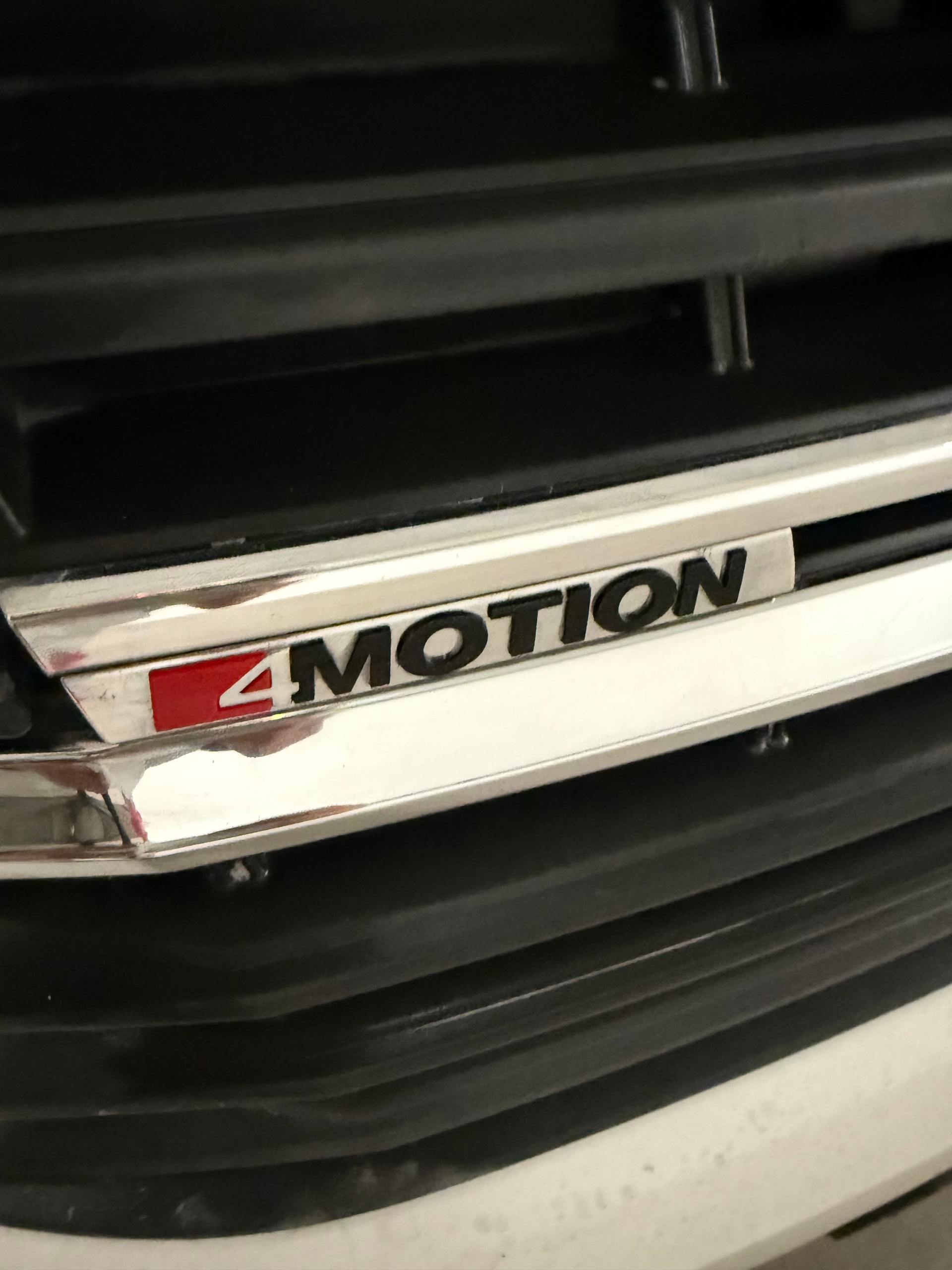 VW T6.1 Multivan 2.0 TDI Trendline 4Motion DSG-image-4