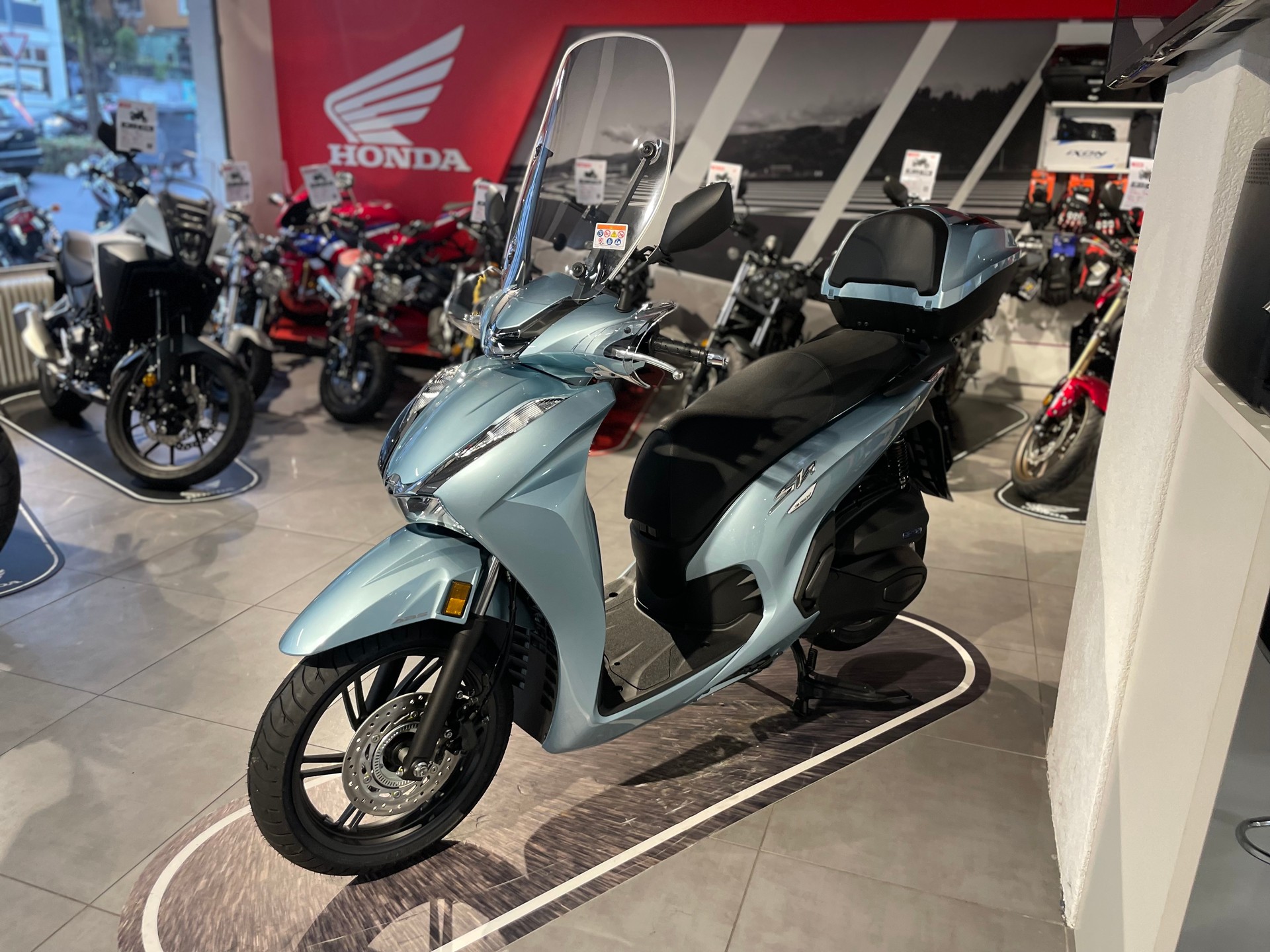 Honda Sh350i Sh 350 Vs Sh 300 Sh 300 Sh350 Bianco HONDA SH350A