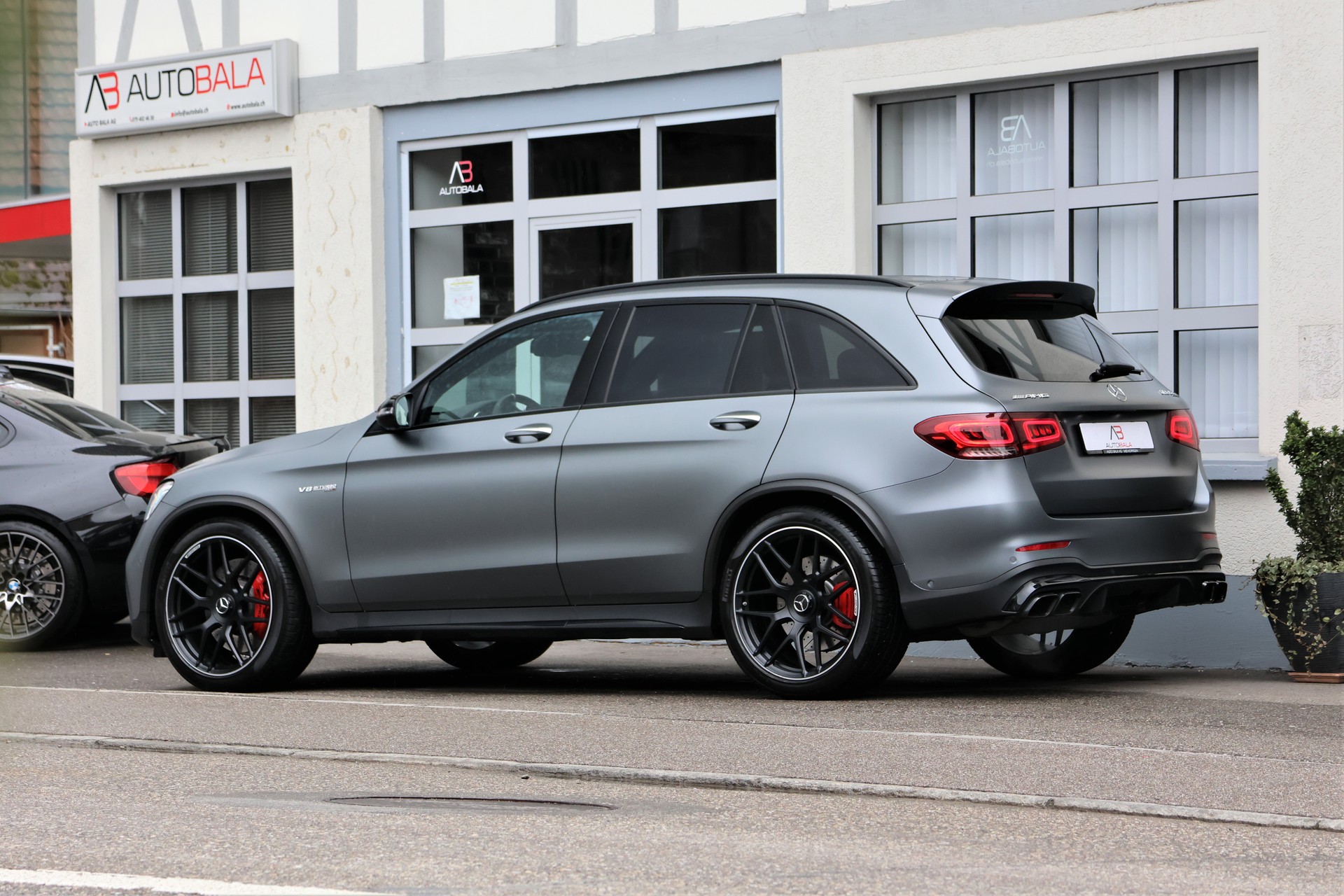 MERCEDES-BENZ GLC 63 S AMG 4Matic 9G-Tronic (CH) + AHK 2.2T-showroom-element-3