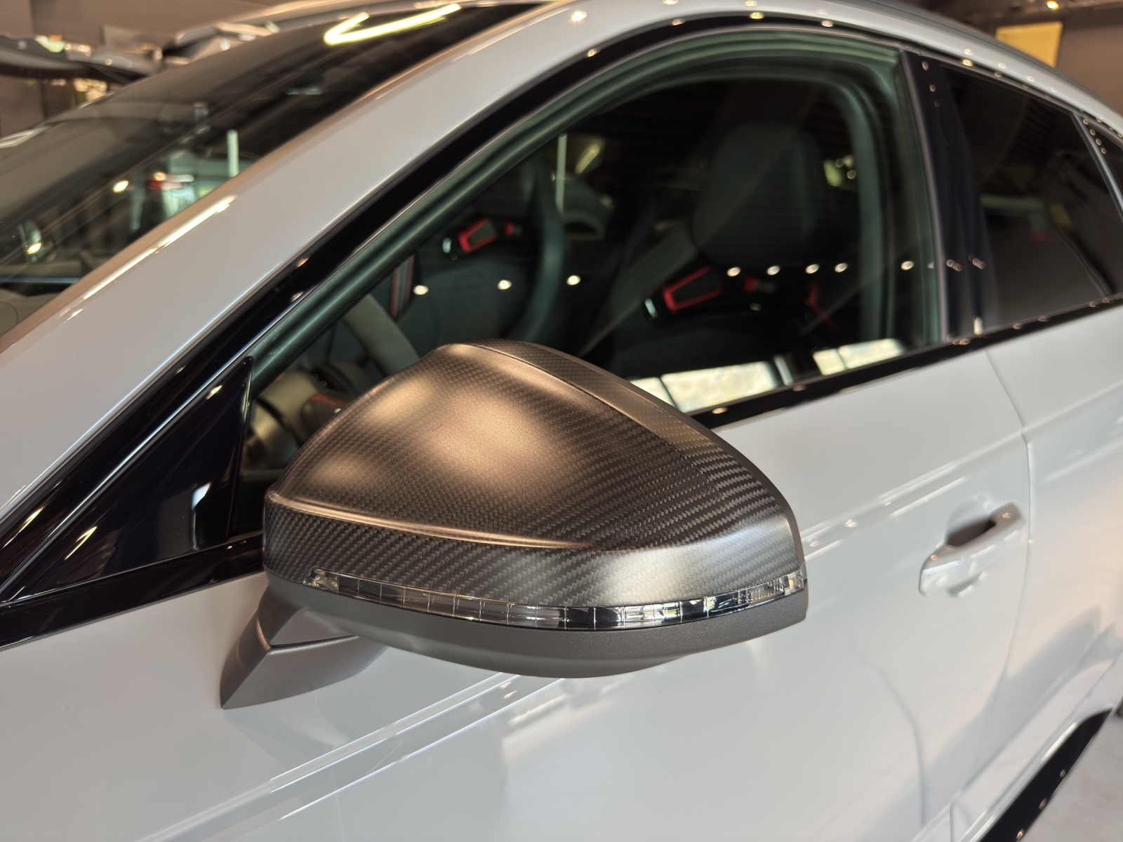 AUDI RS4 Avant Competition quattro tiptronic-image-18