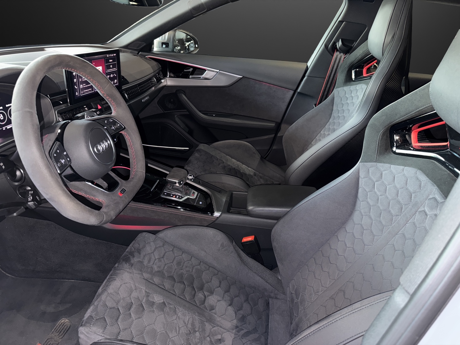 AUDI RS4 Avant Competition quattro tiptronic-image-7
