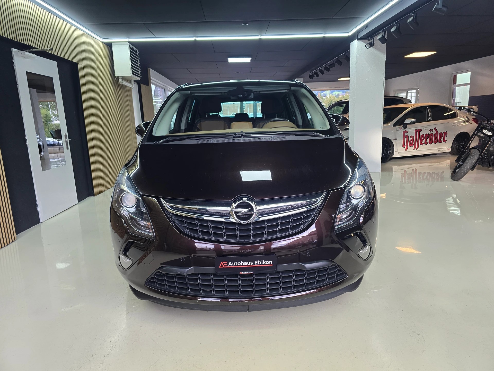 OPEL Zafira Tourer 2.0 CDTi Cosmo-showroom-element-1