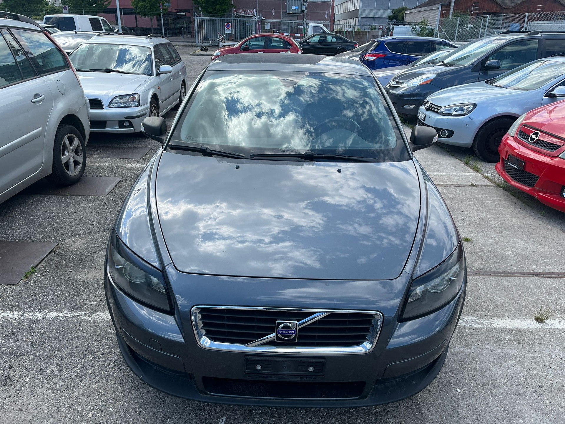 VOLVO C30 1.6D-image-2