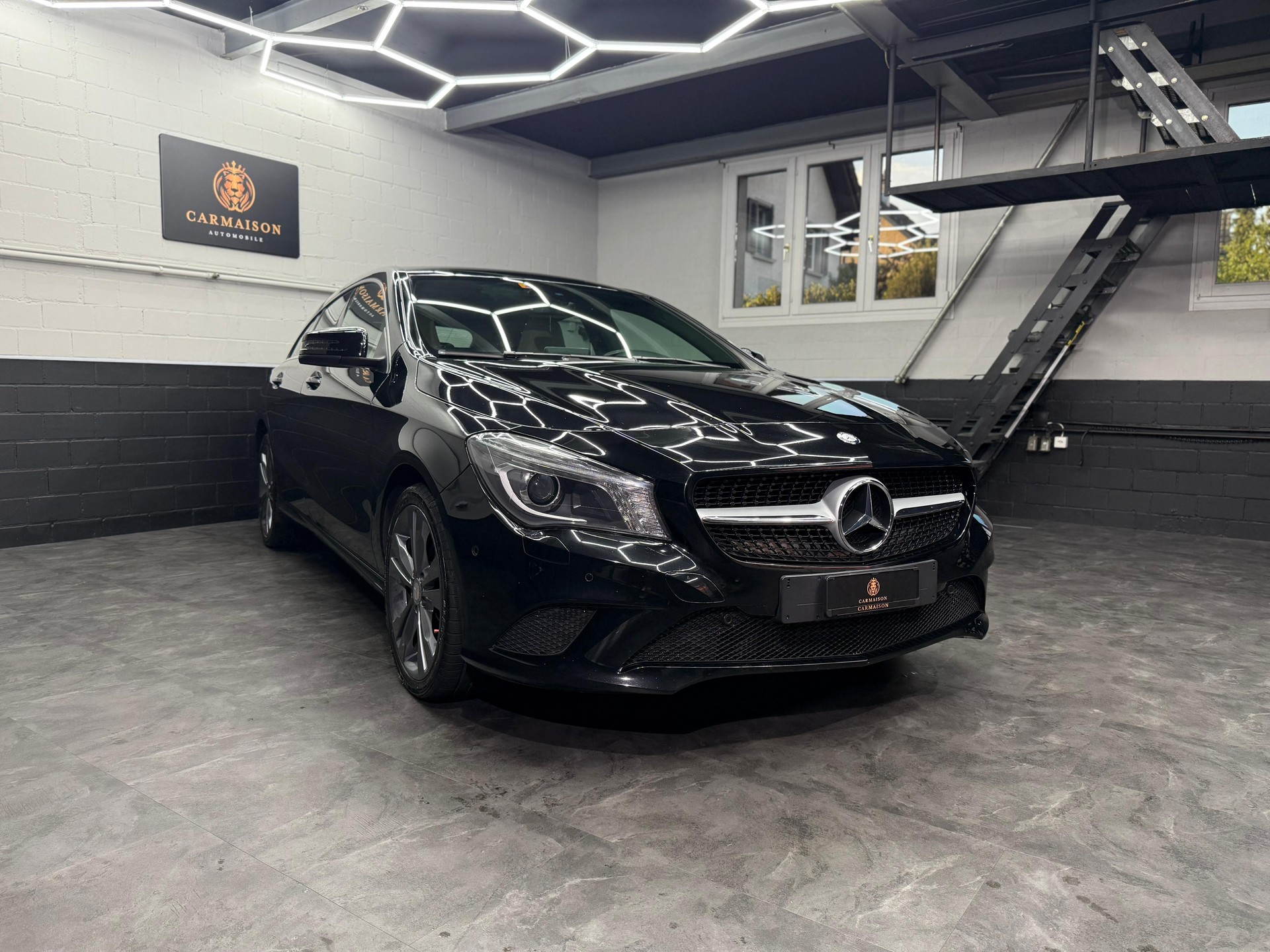 MERCEDES-BENZ CLA Shooting Brake 200 Night Star 7G-DCT