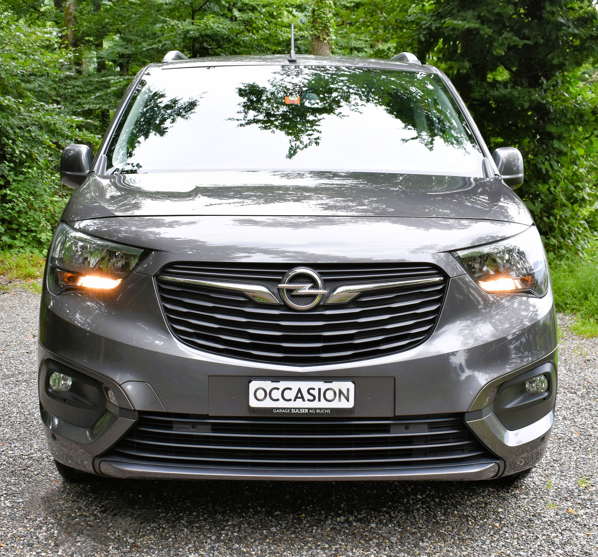 OPEL Combo Life XL 1.2 Essentia-showroom-element-1