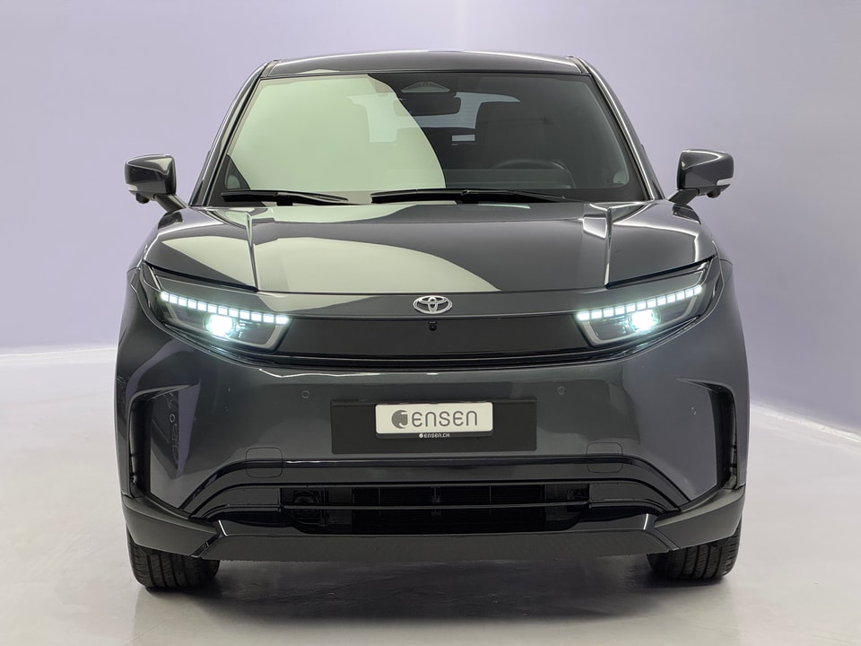 Urban Cruiser Electric 61 kWh Premium AWD