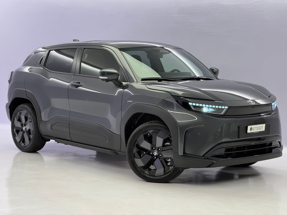 Urban Cruiser Electric 61 kWh Premium AWD