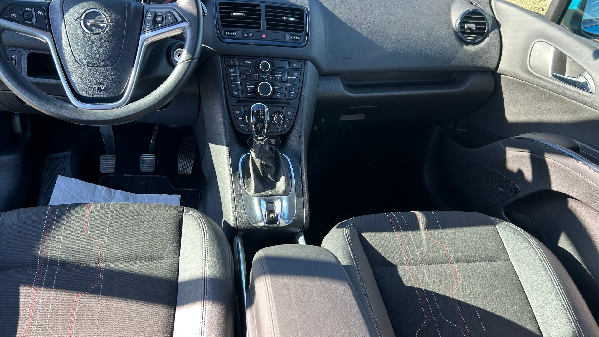 OPEL Meriva 1.4 Turbo Anniversary Edition-showroom-element-3