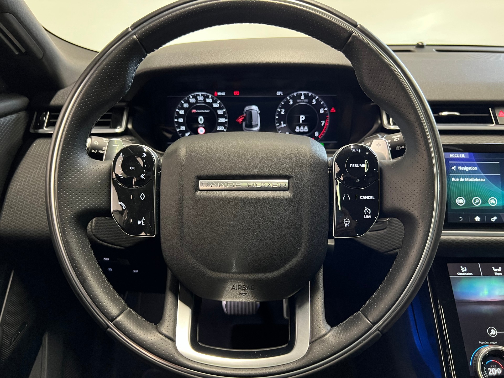 LAND ROVER Range Rover Velar 2.0 T R-Dynamic S-showroom-element-3