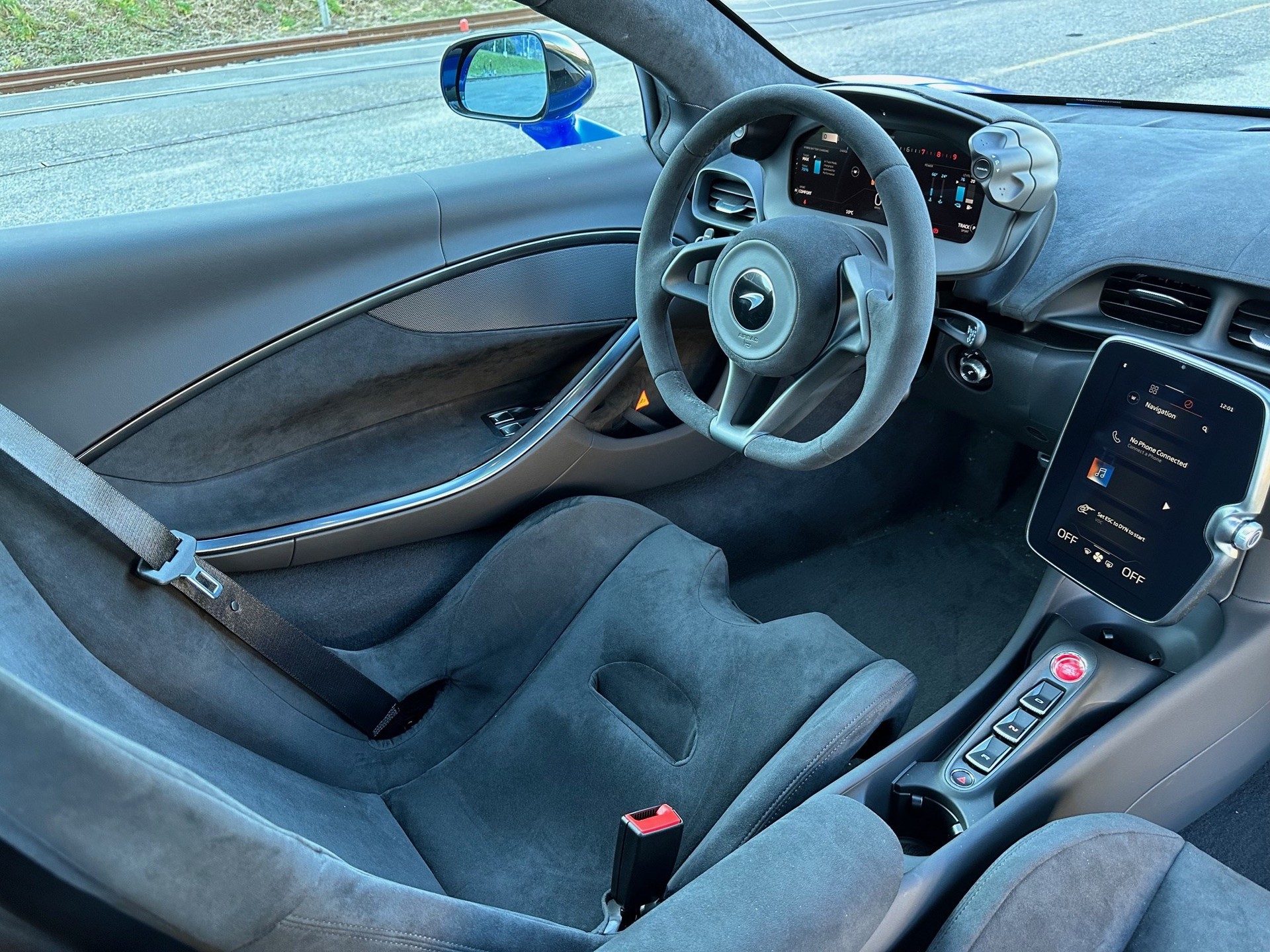 McLAREN ARTURA 3.0 V6-image-8
