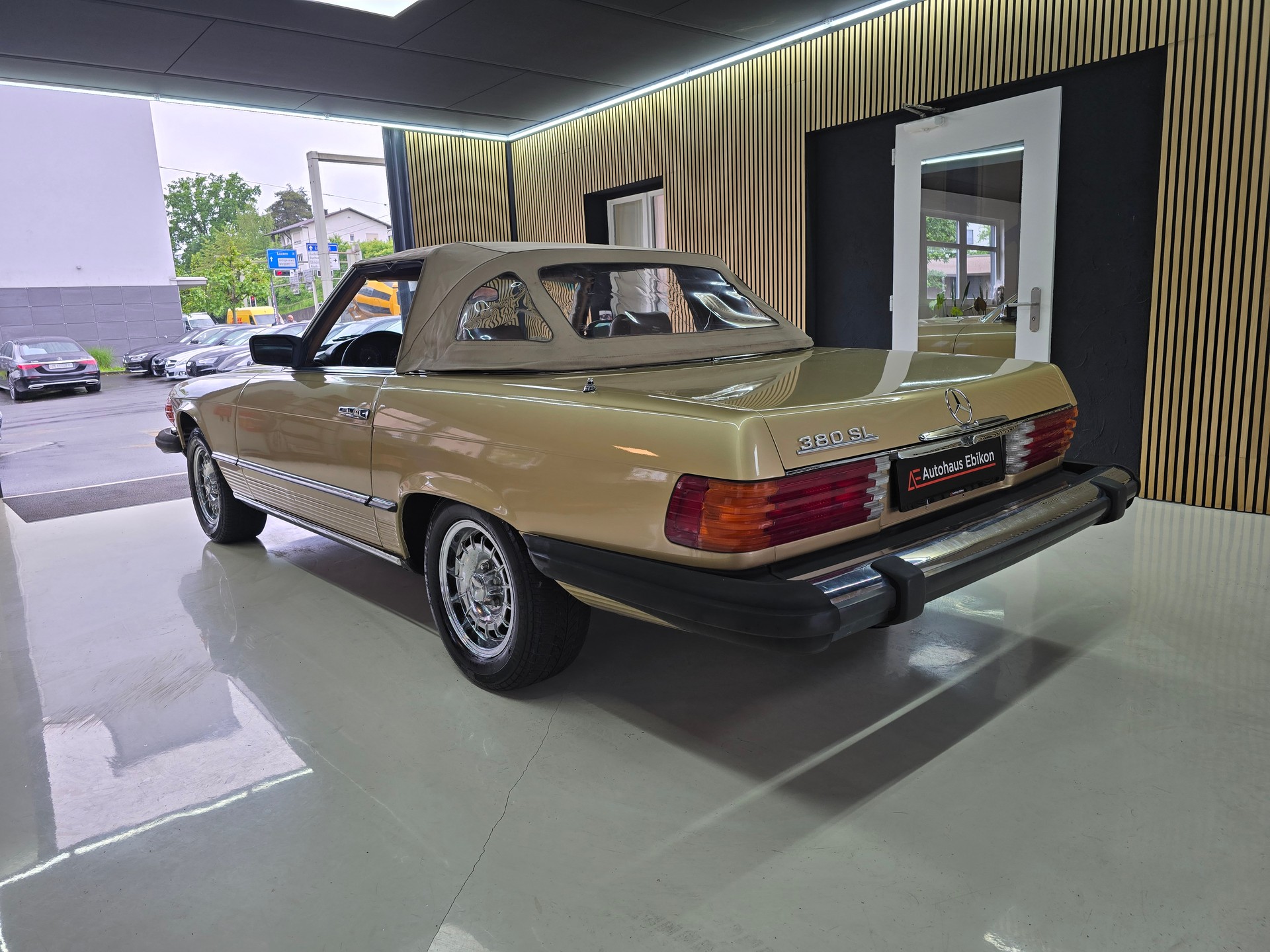 MERCEDES-BENZ 380 SL Automatic-image-6