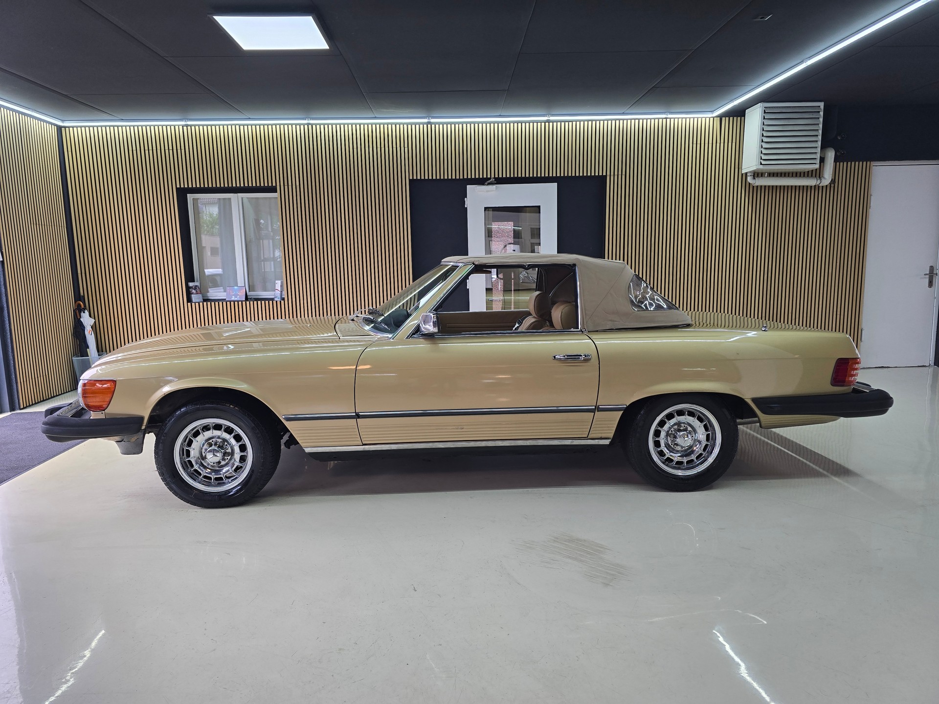 MERCEDES-BENZ 380 SL Automatic-image-4