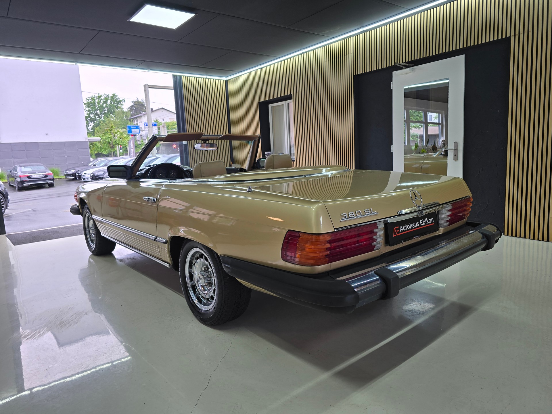 MERCEDES-BENZ 380 SL Automatic-image-5