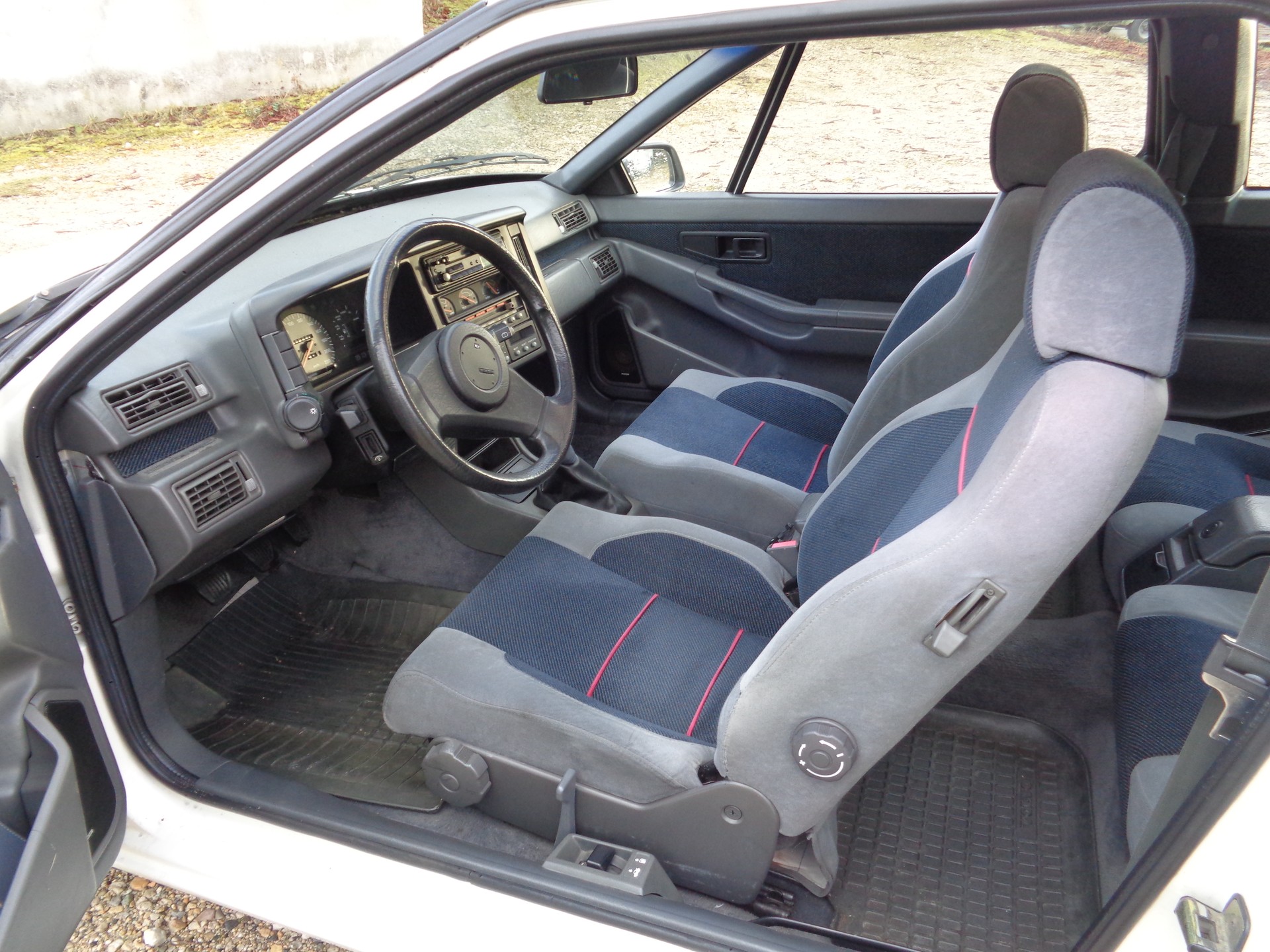 VOLVO 480 1.7 Turbo-image-8