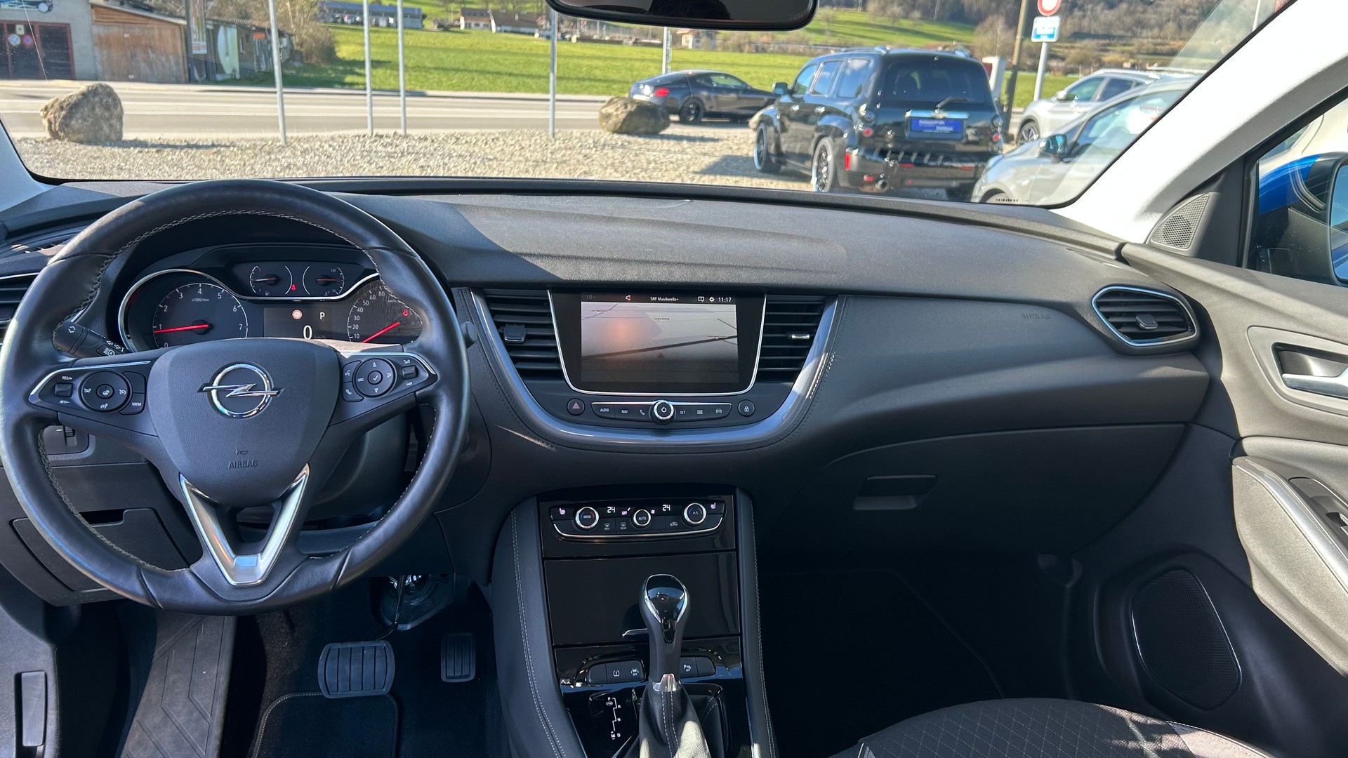 OPEL Grandland X 1.2i TP Excellence Automatik-showroom-element-3