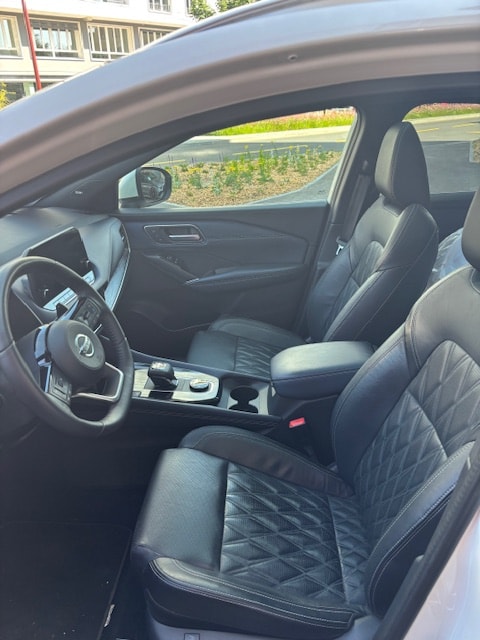 NISSAN Qashqai 1.3 DIG-T MHEV Tekna+ Xtronic 4x4-image-7