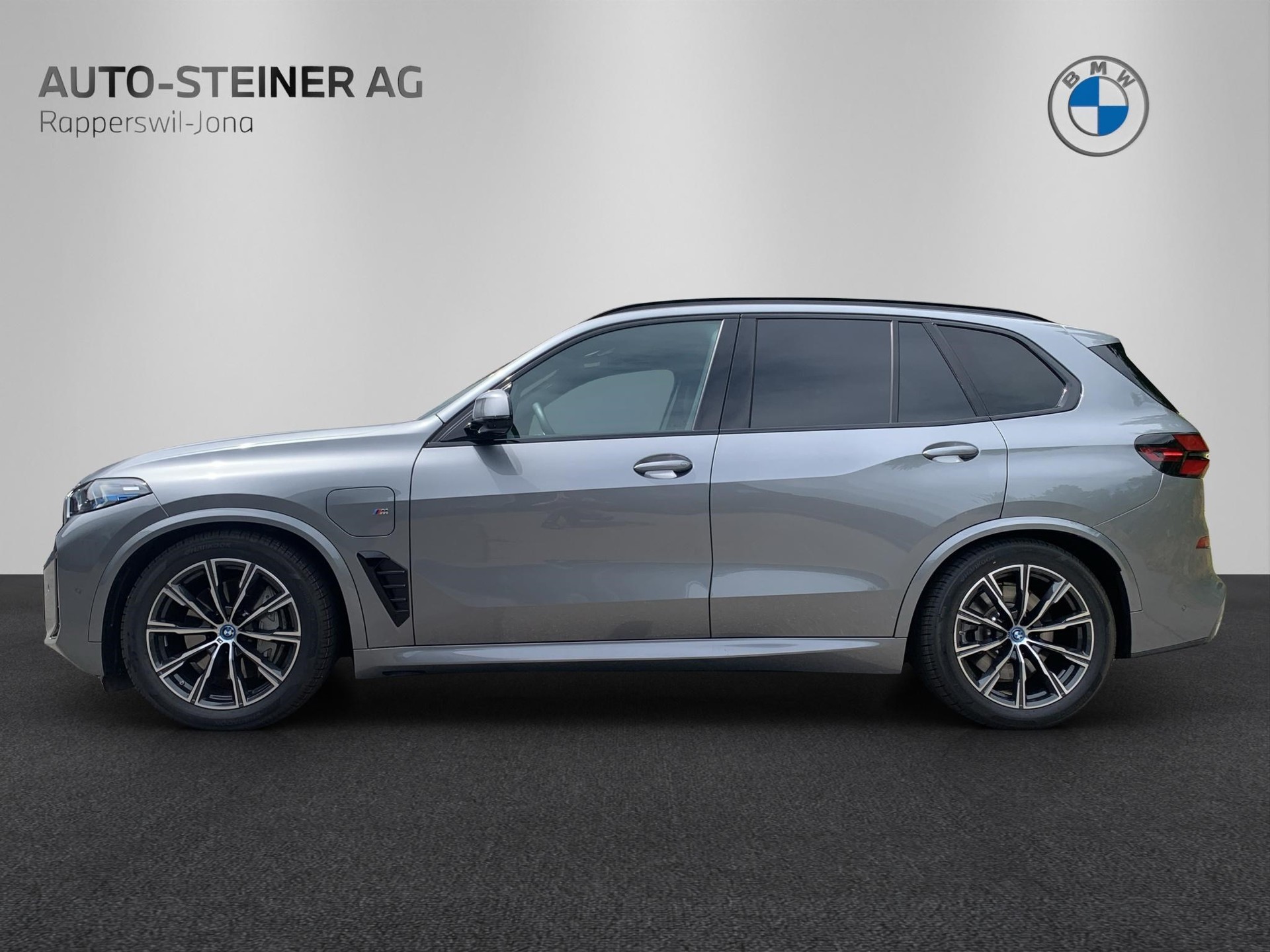 BMW X5 xDrive 50e M Sport Steptronic-showroom-element-1