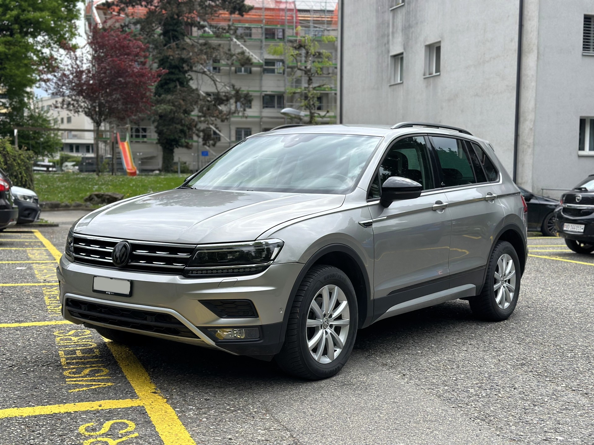 VW Tiguan 2.0 TDI SCR Offroad 4Motion DSG-showroom-element-2