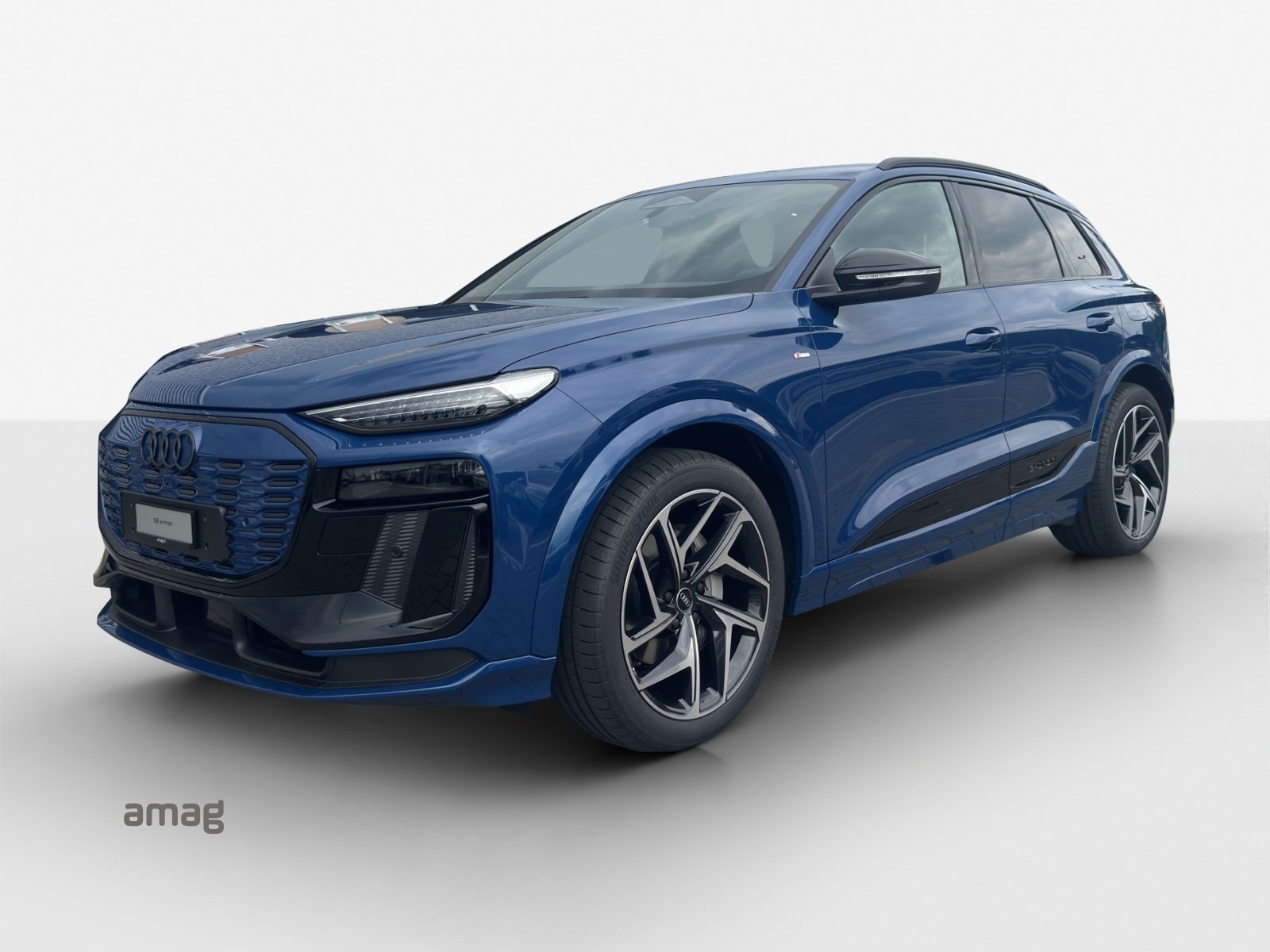 AUDI Q6 e-tron quattro