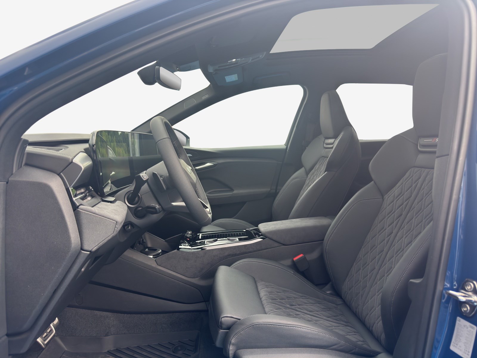 AUDI Q6 e-tron quattro-image-7